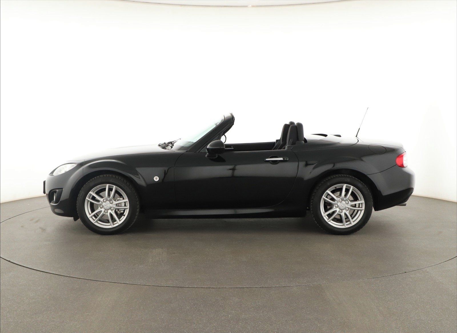 Mazda MX-5, 1.8, Automatická klima - fotka 3