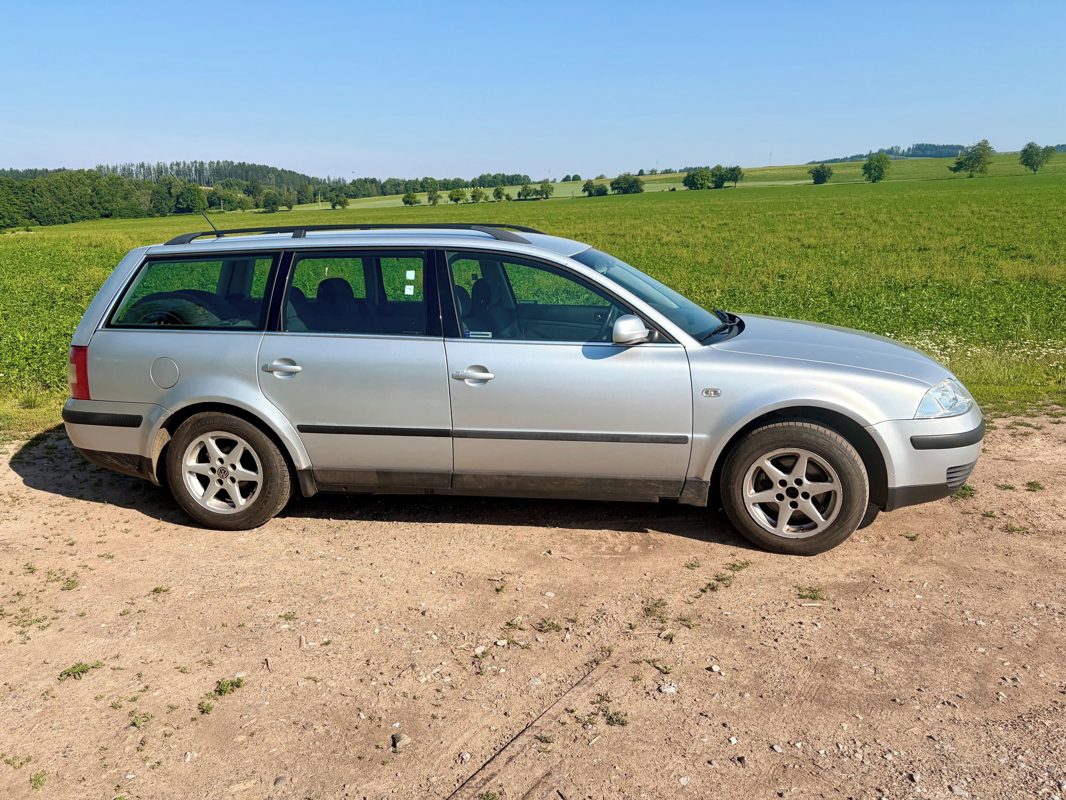 Volkswagen Passat Variant, 1.9 TDI 96 kW, STK 06/2028 - fotka 2