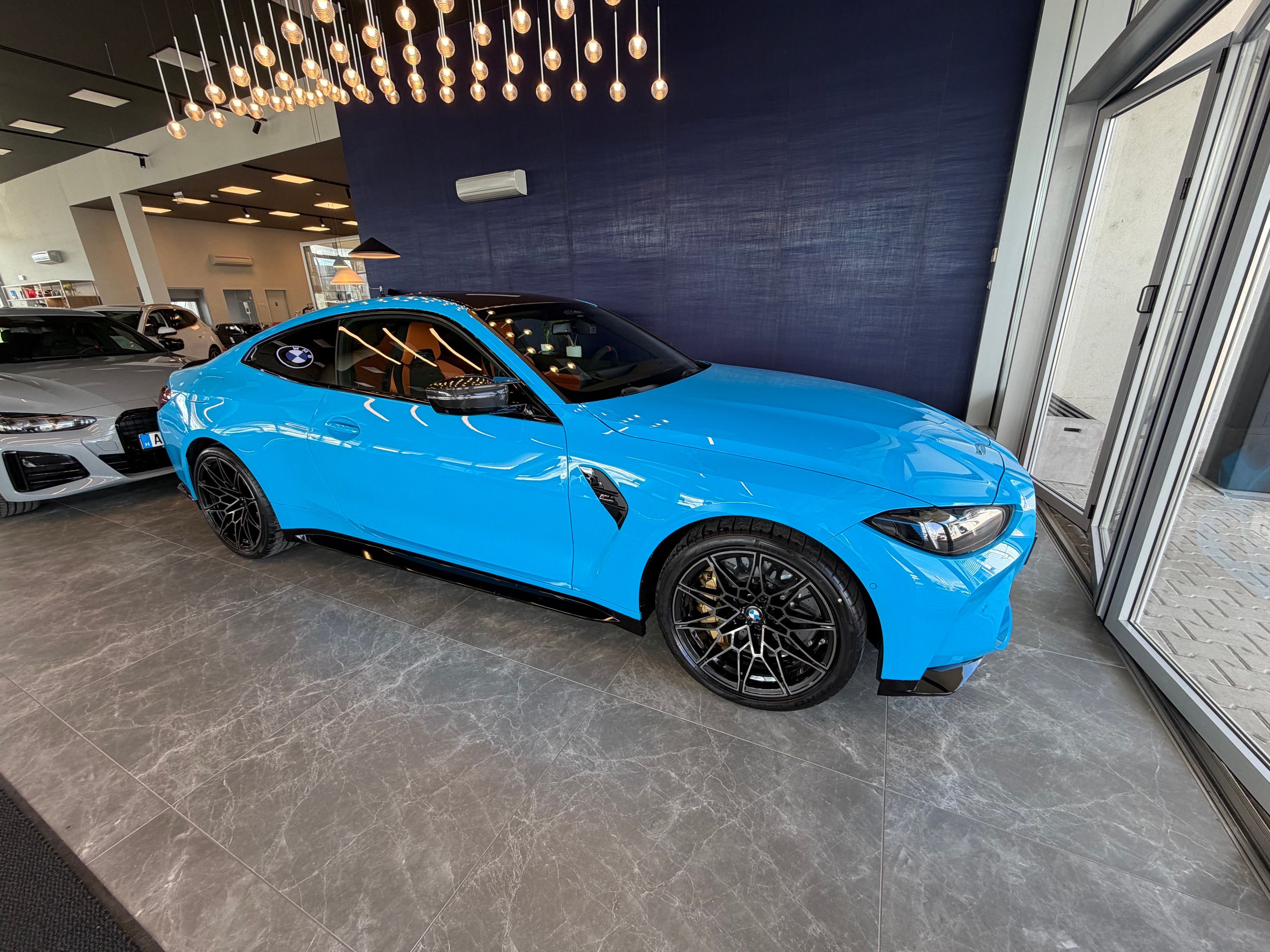 BMW M4, Competition, Keramické brzdy