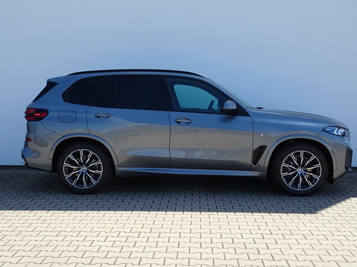 BMW X5, xDrive30d - fotka 5