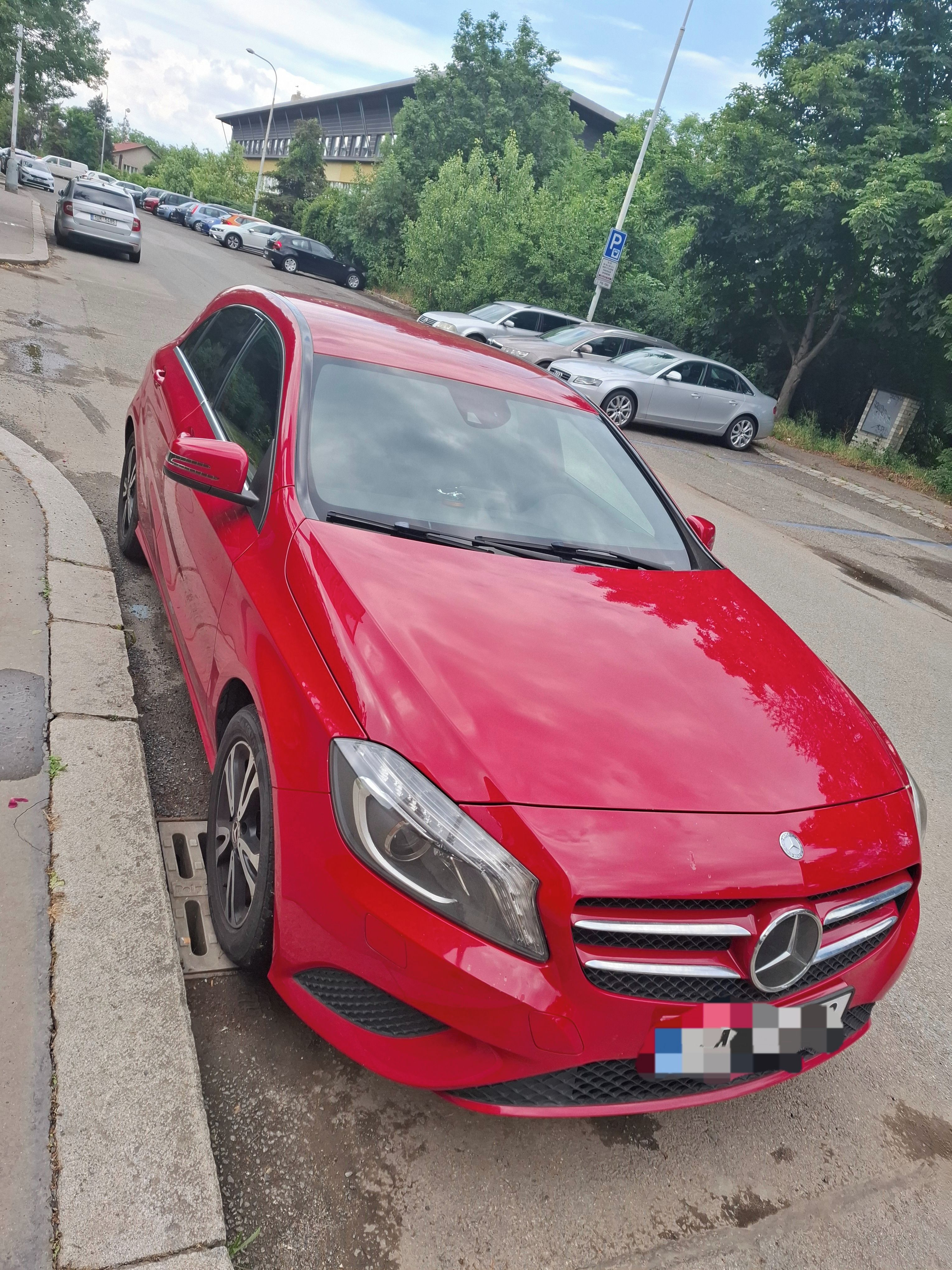 Mercedes-Benz Třídy A, Mercedes-Benz A1,6D - fotka 2