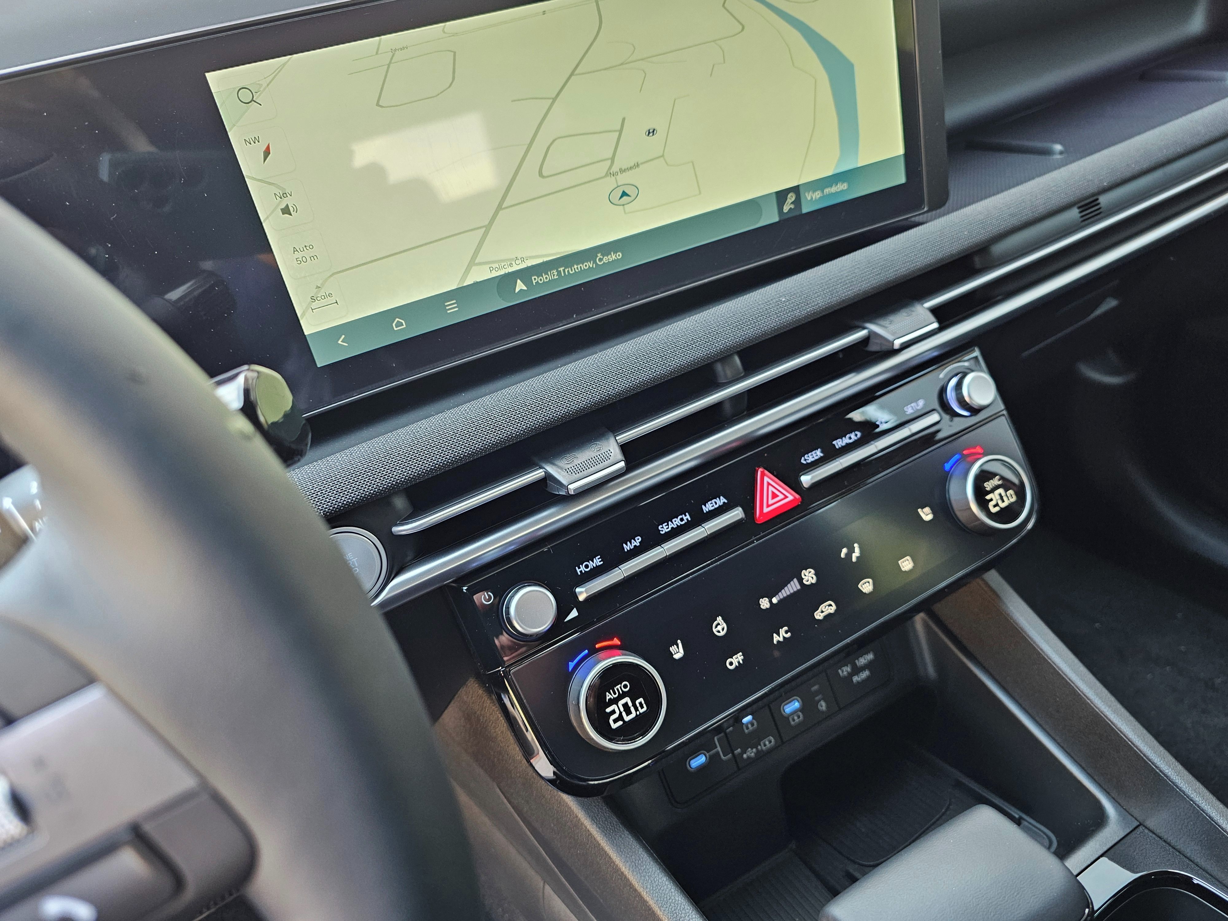 Hyundai Tucson, 1,6 TGDi 7DCT 4x2 GO Czech! - fotka 4