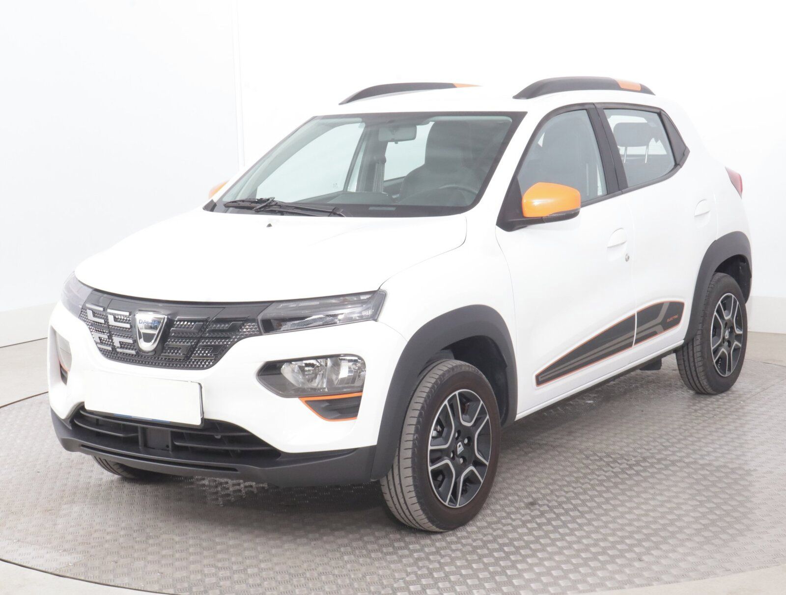Dacia Spring, Electric 45 (27 kWh), SoH 91% - fotka 2