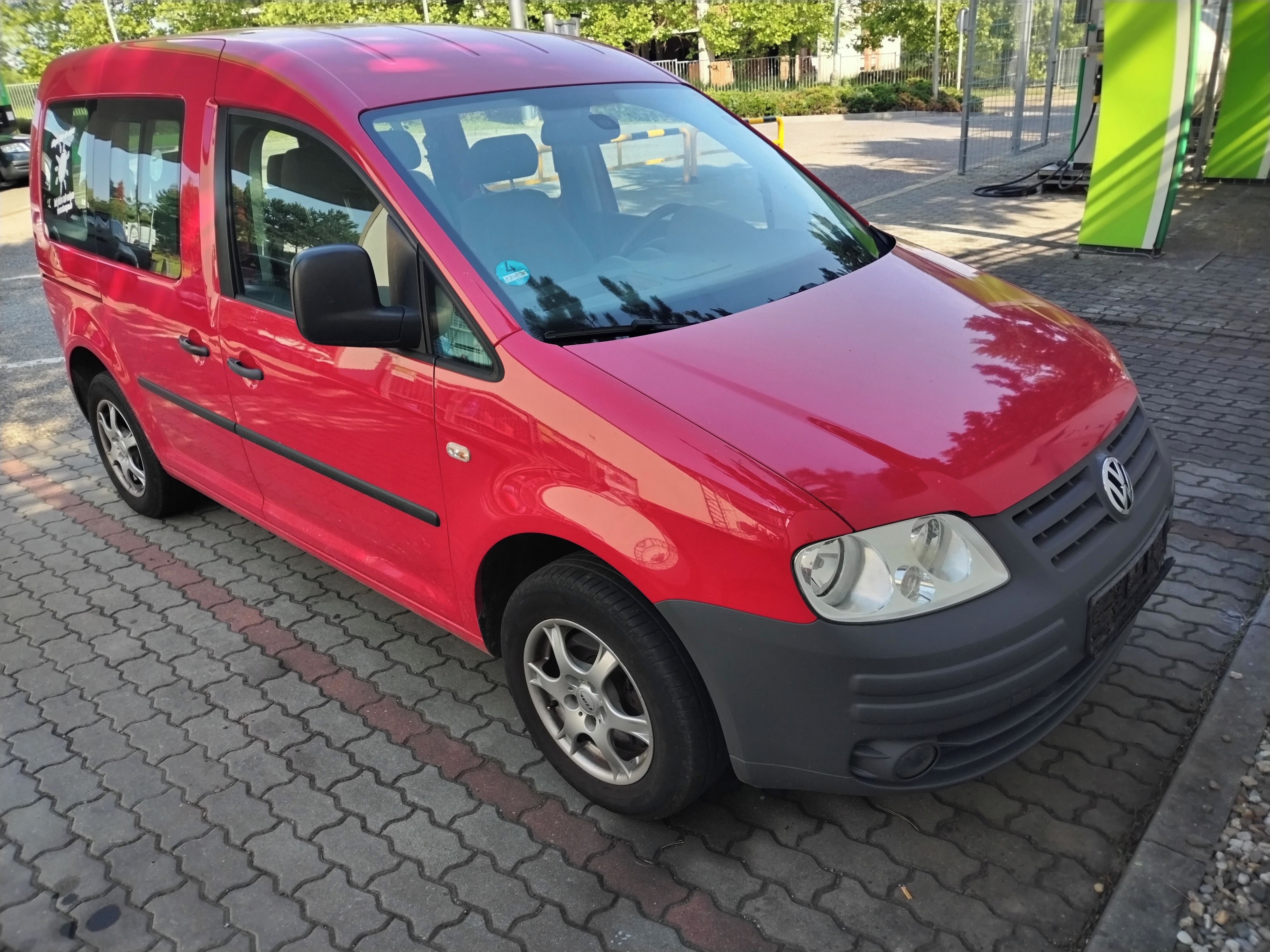 Volkswagen Caddy, Volksvagen Caddy Life Team 2.0 - fotka 2