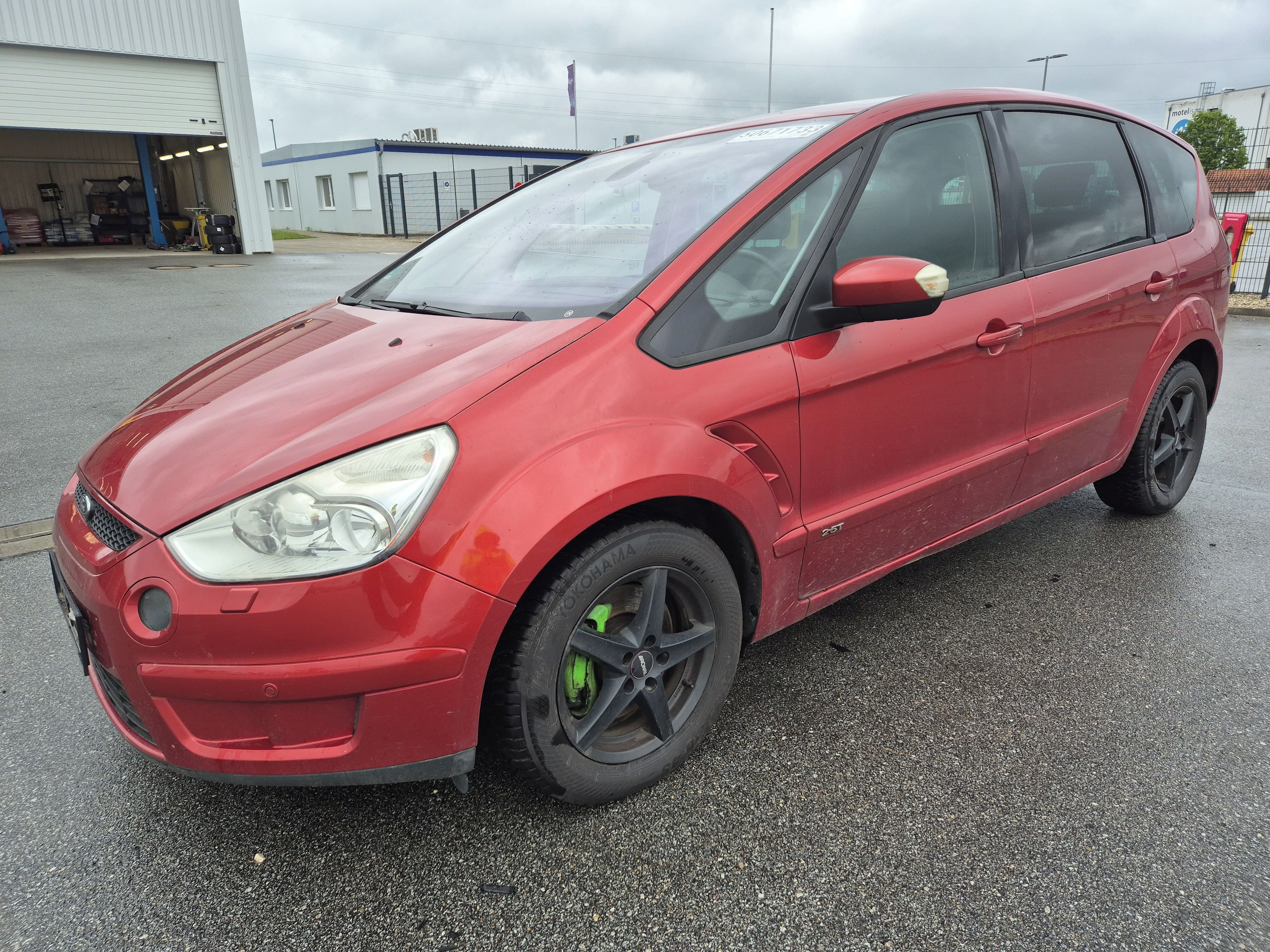 Ford S-MAX, 2,5 Titanium - fotka 2
