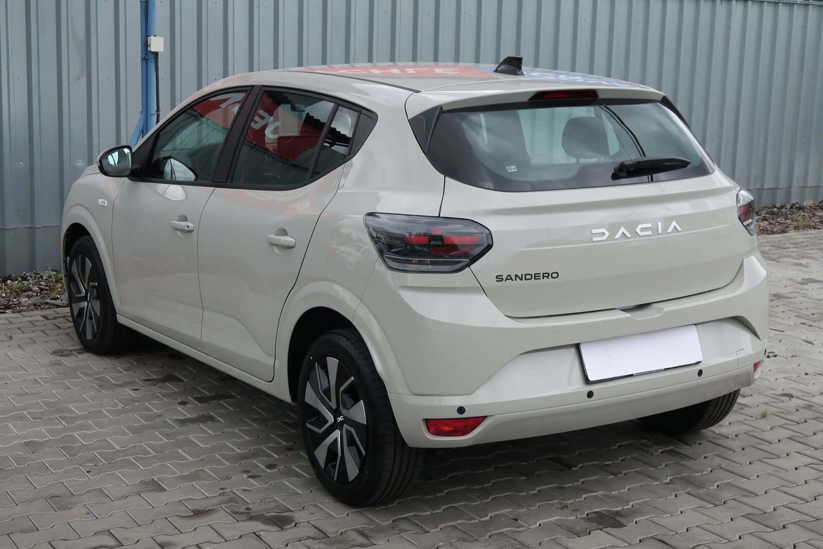 Dacia Sandero, 1.0 TCe, Expression, ČR,1.maj - fotka 4
