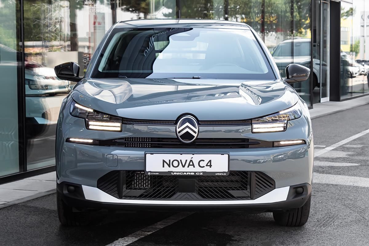 Citroën C4, 1,2 YOU Hybrid 110k Automat - fotka 2