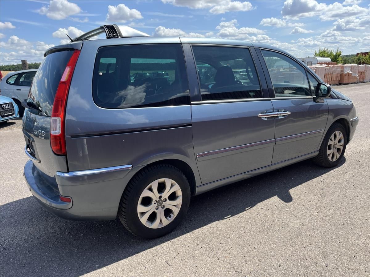 Citroën C8, 2,0 HDi 8.MÍST 2xKOLA STK 7/28 - fotka 5