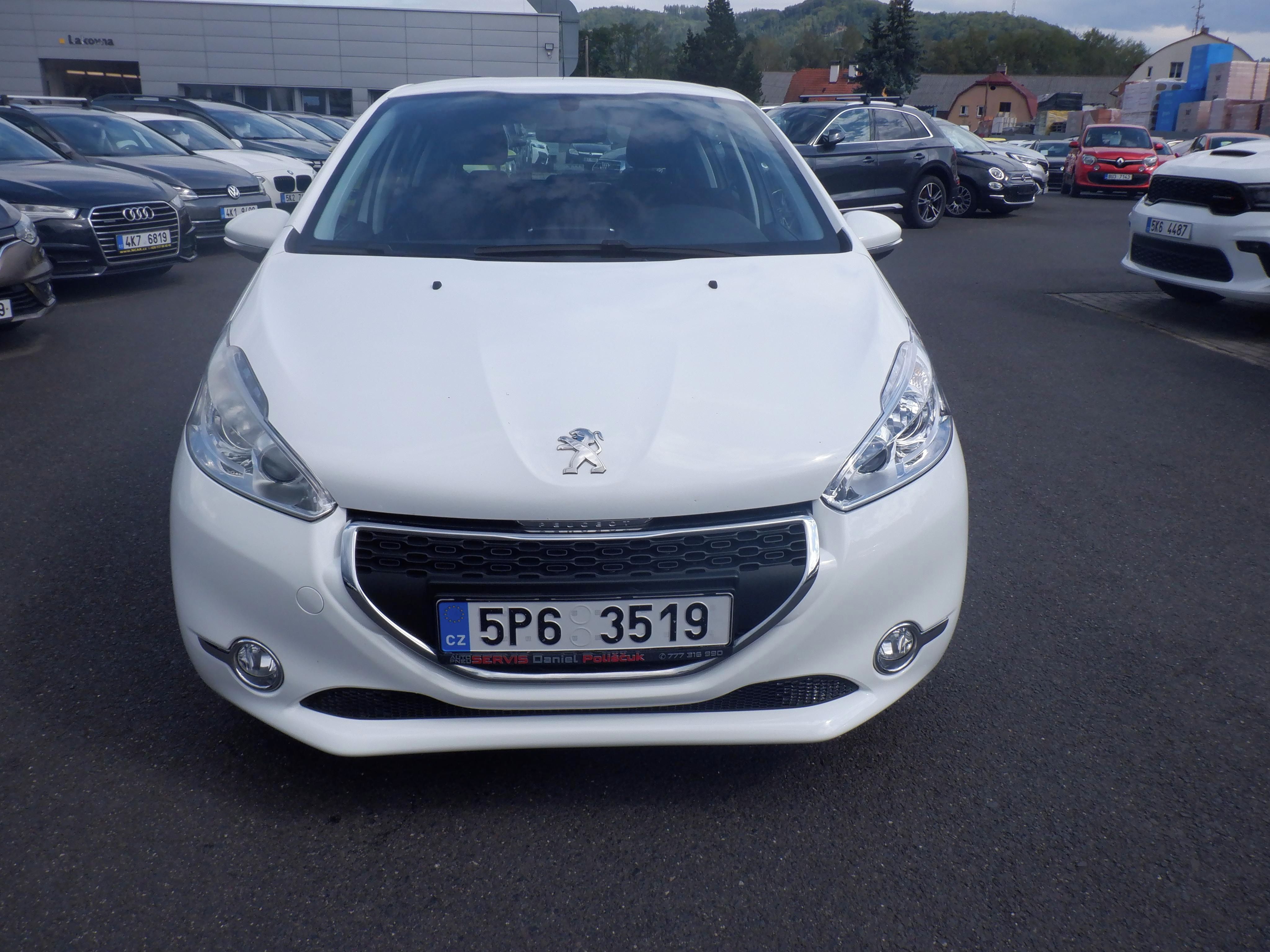 Peugeot 208, 1.0 VTi 50kW,ČR - fotka 2