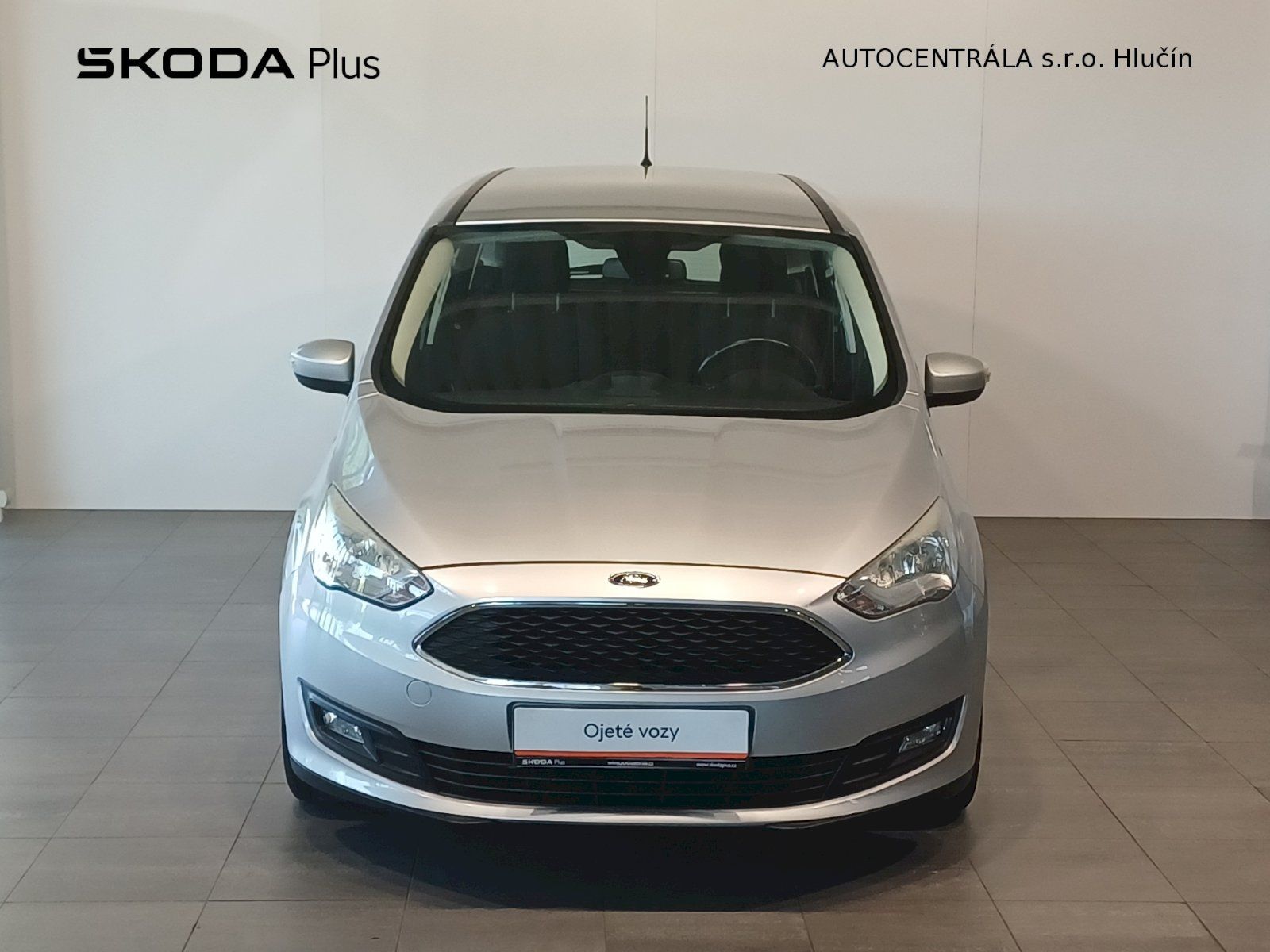 Ford C-MAX, GRAND 1.0 Ecoboos 92kW - 7 mís - fotka 4