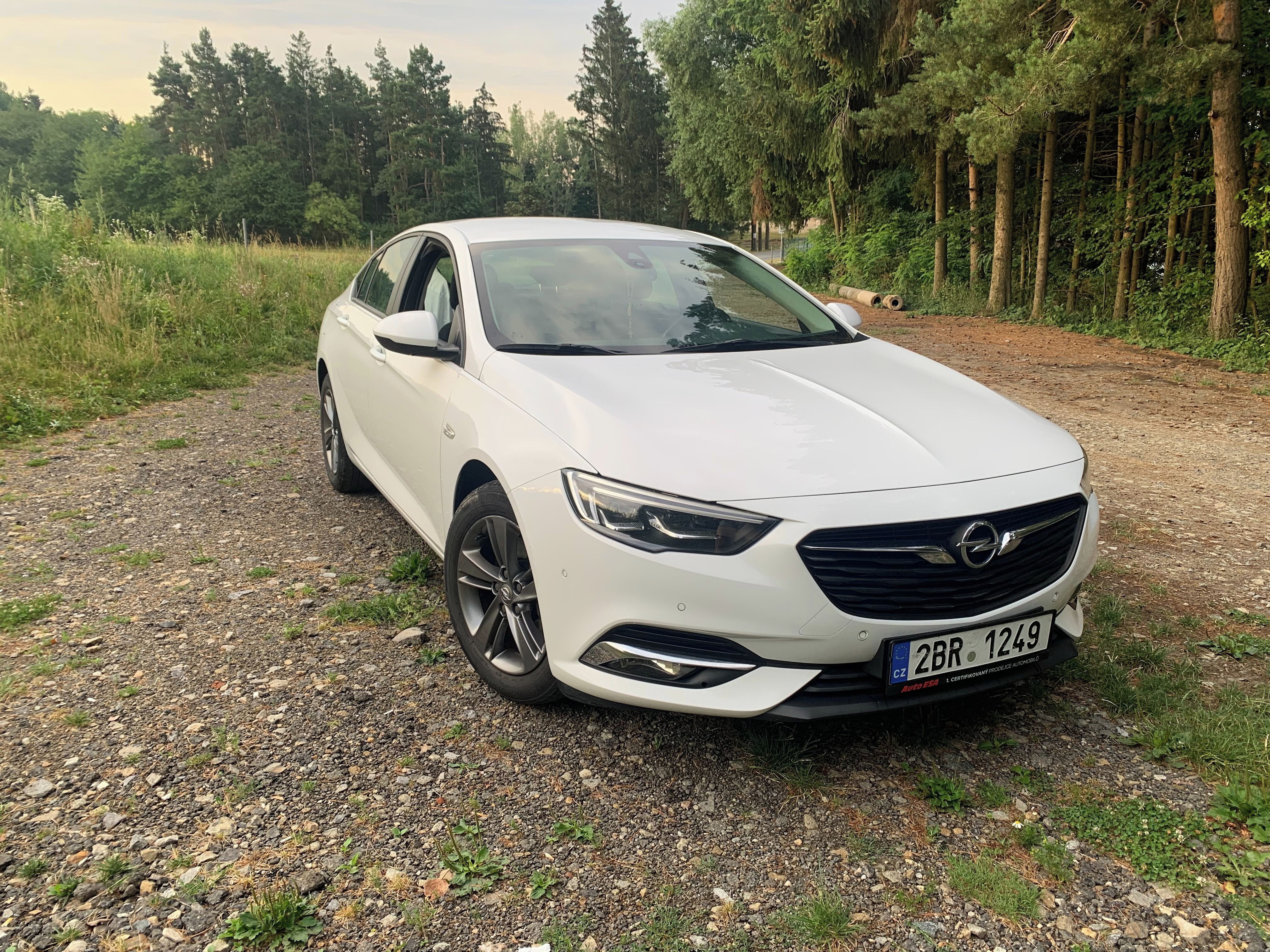 Opel Insignia, STK do 5/28, zimní pneu - fotka 2