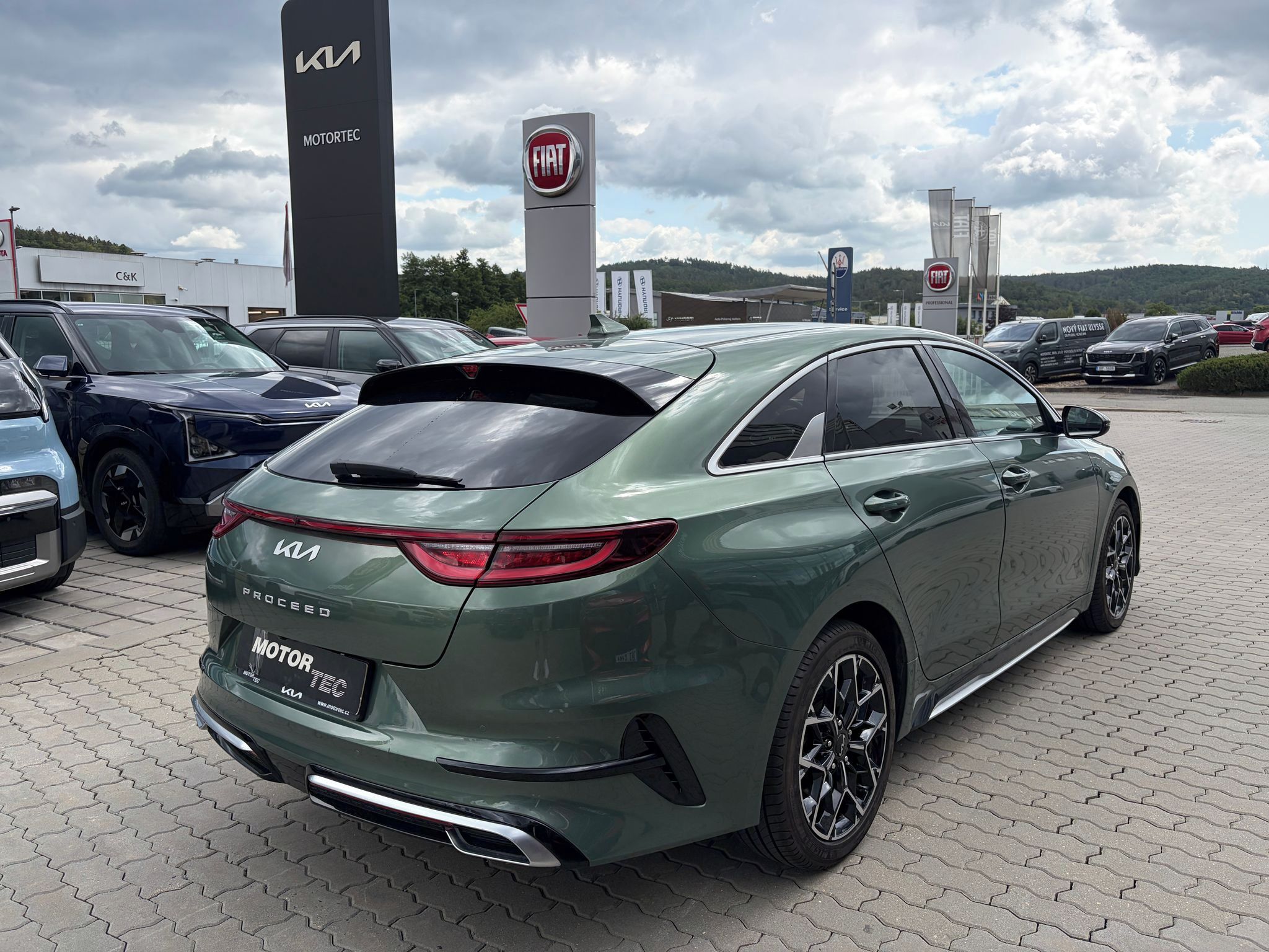 Kia ProCeed, 1.5 T-GDi 7DCT GT-Line Plus - fotka 3