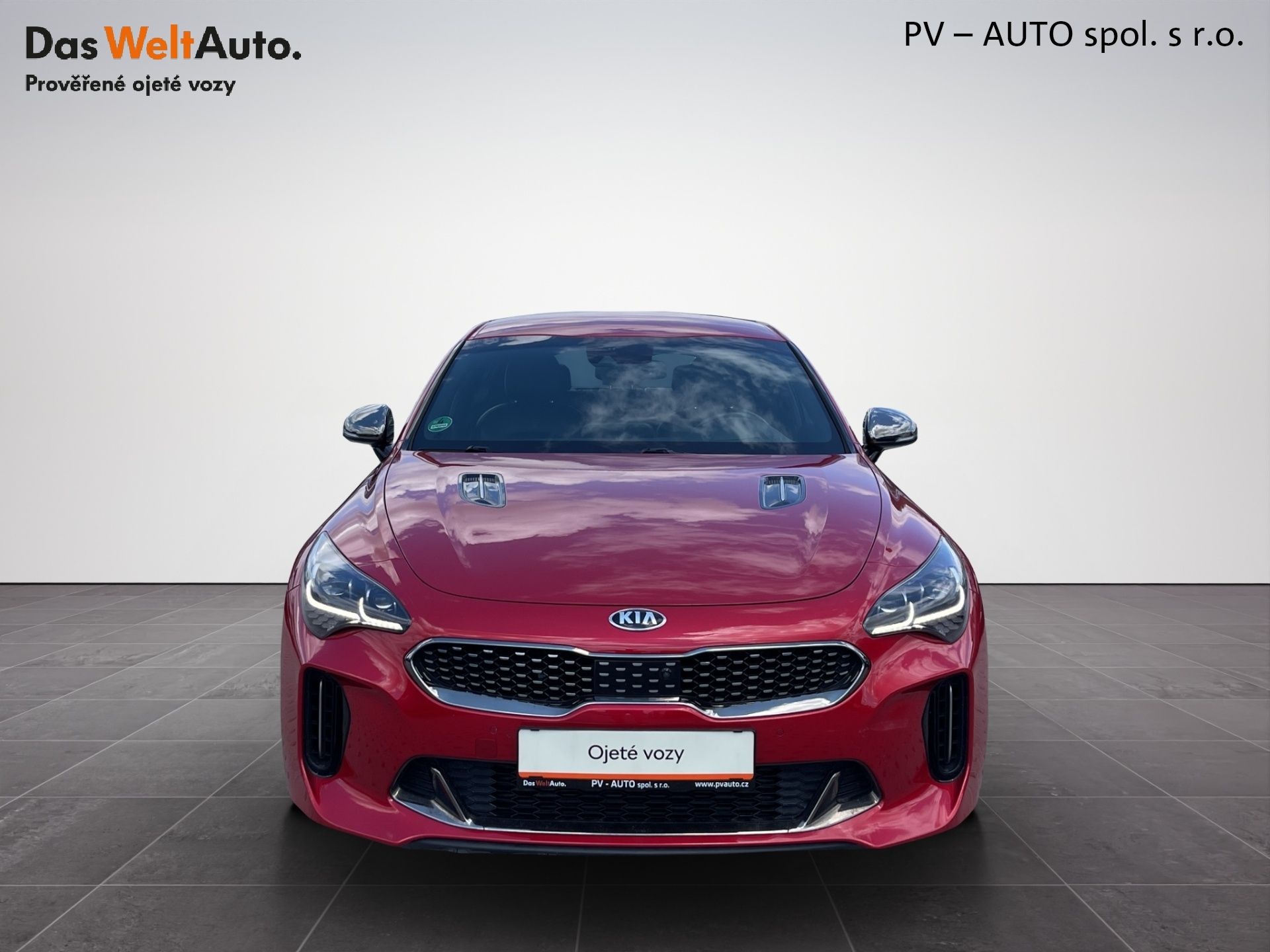Kia Stinger, 3.3 GT 272 kW 4x4 Automat - fotka 4