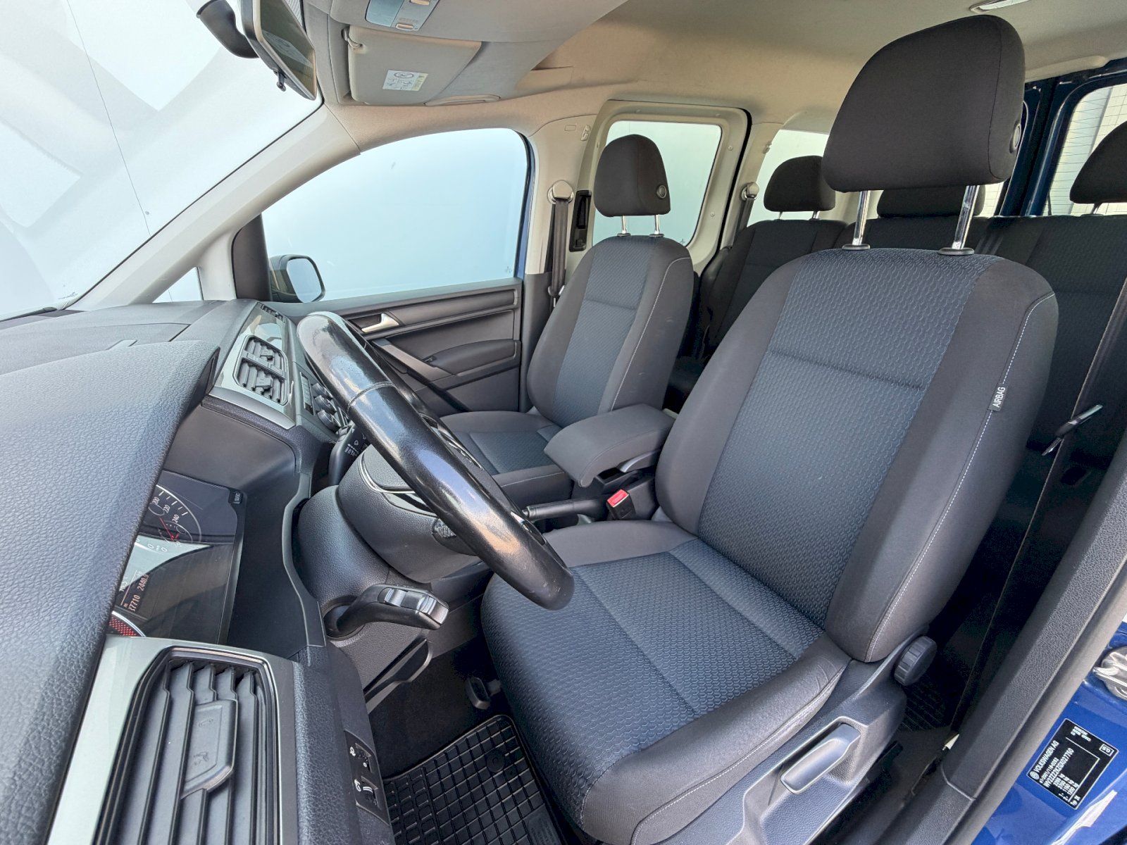 Volkswagen Caddy, 2.0TDI 75kW Trendline - fotka 6