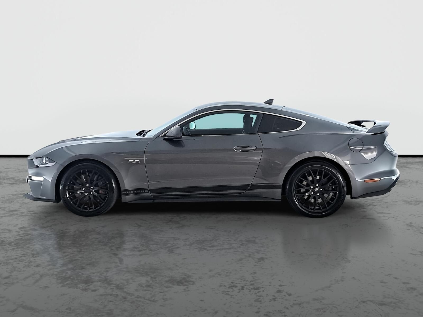 Ford Mustang, GT V8 5.0 - fotka 2