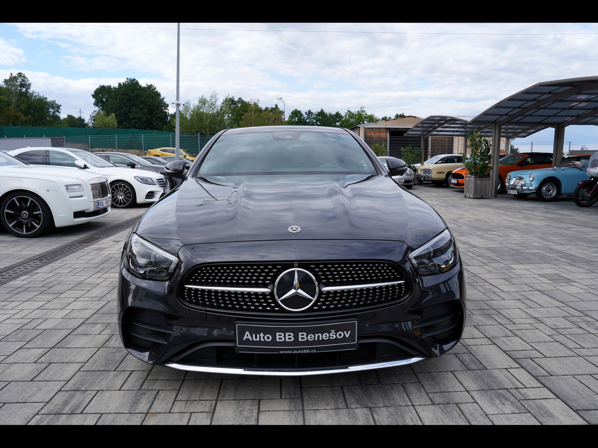 Mercedes-Benz Třídy E, E 200 4Matic AMG/LED/360/ČR