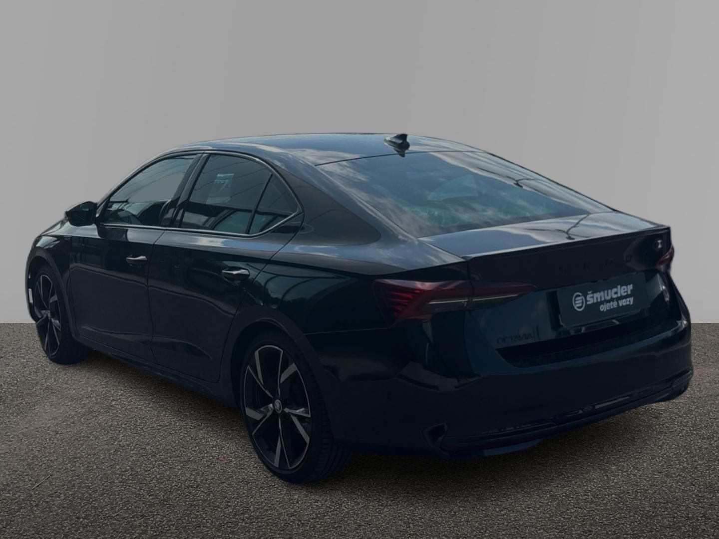 Škoda Octavia, 2.0 TDI DSG / 110 kW Sportline - fotka 2