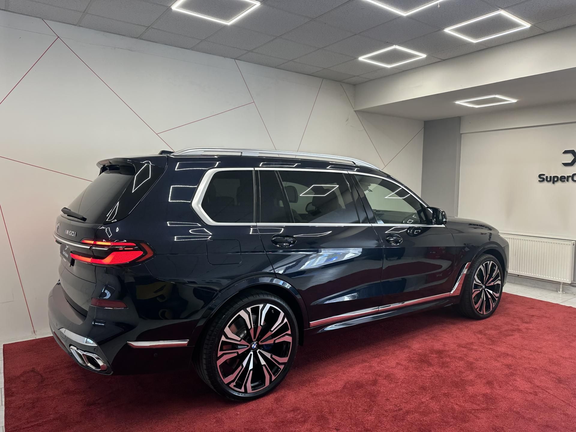 BMW X7, M60i INDIVID*CZ*DPH*TOP VÝBAVA - fotka 4
