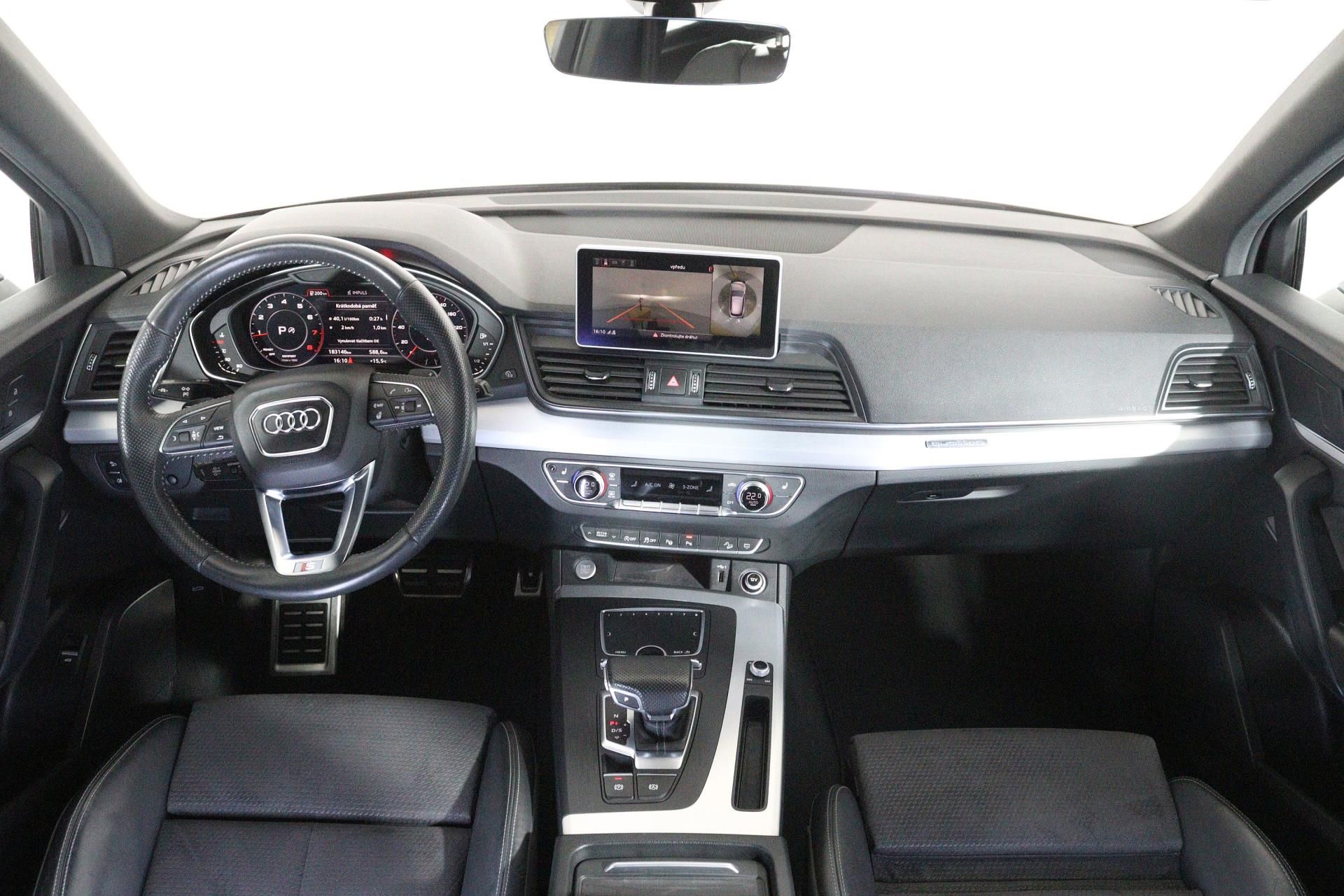 Audi Q5, Sport 45 TFSI quattro Stronic - fotka 5