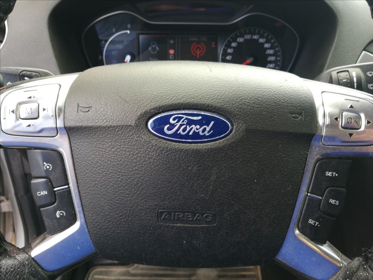 Ford Mondeo, 2,0 TDCi - fotka 6