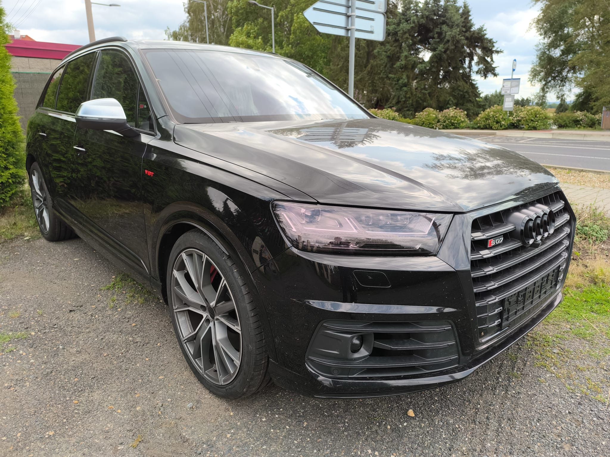 Audi SQ7 - fotka 2