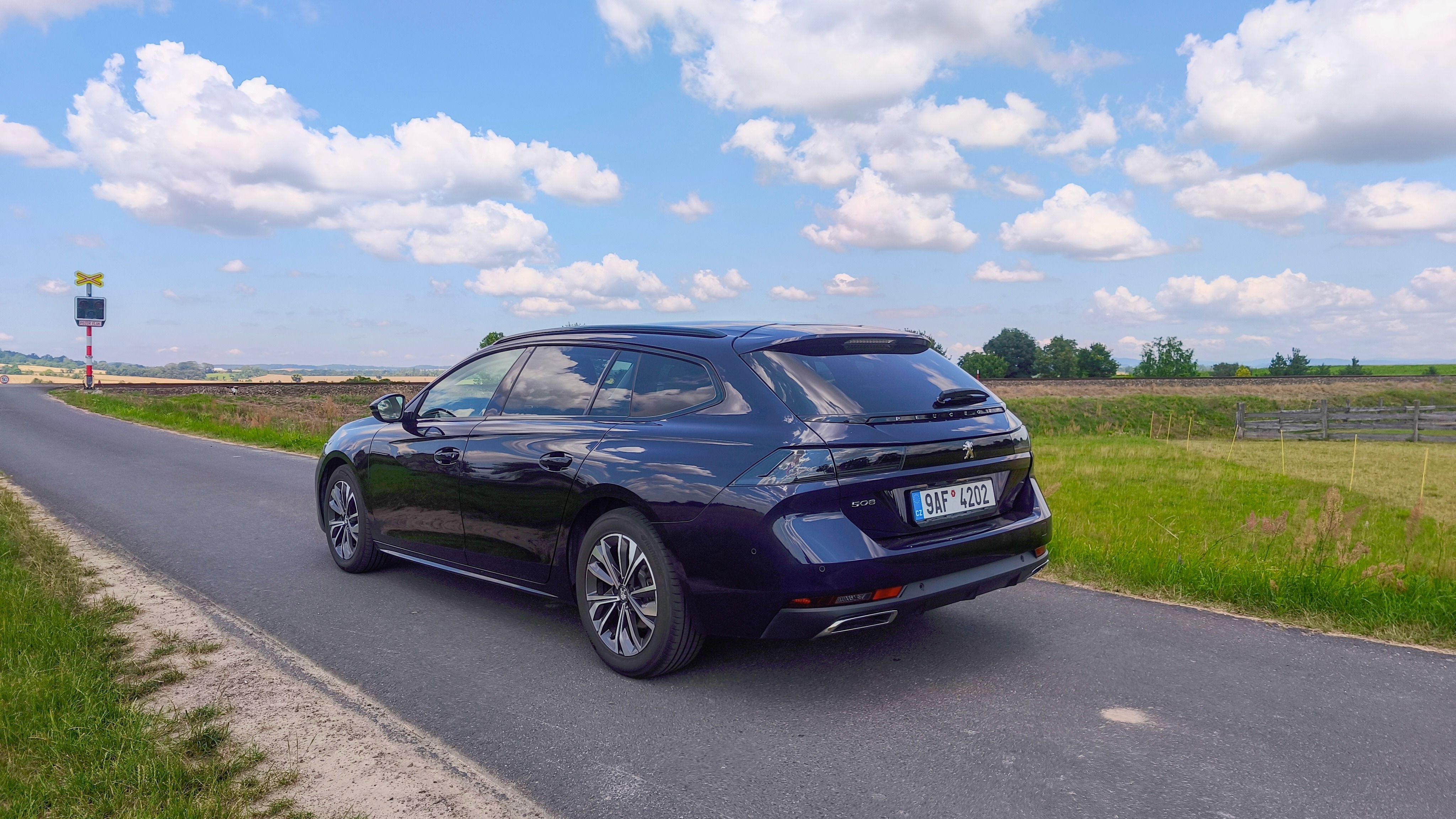 Peugeot 508, ALLURE PACK 1.5 BlueHDi TOP! - fotka 6