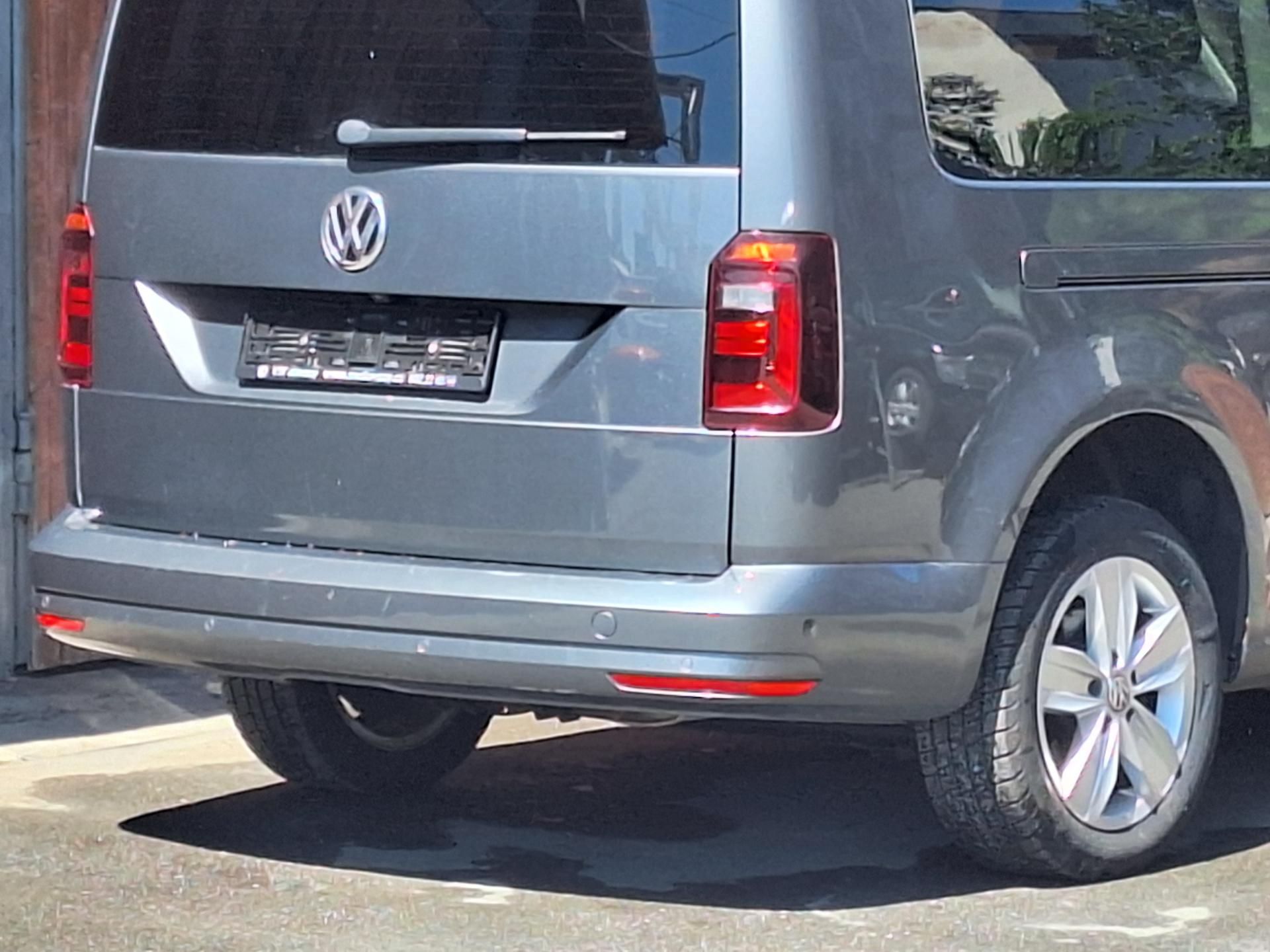 Volkswagen Caddy, MAXI 2,0TDi 7míst DSG HIGHLINE - fotka 5