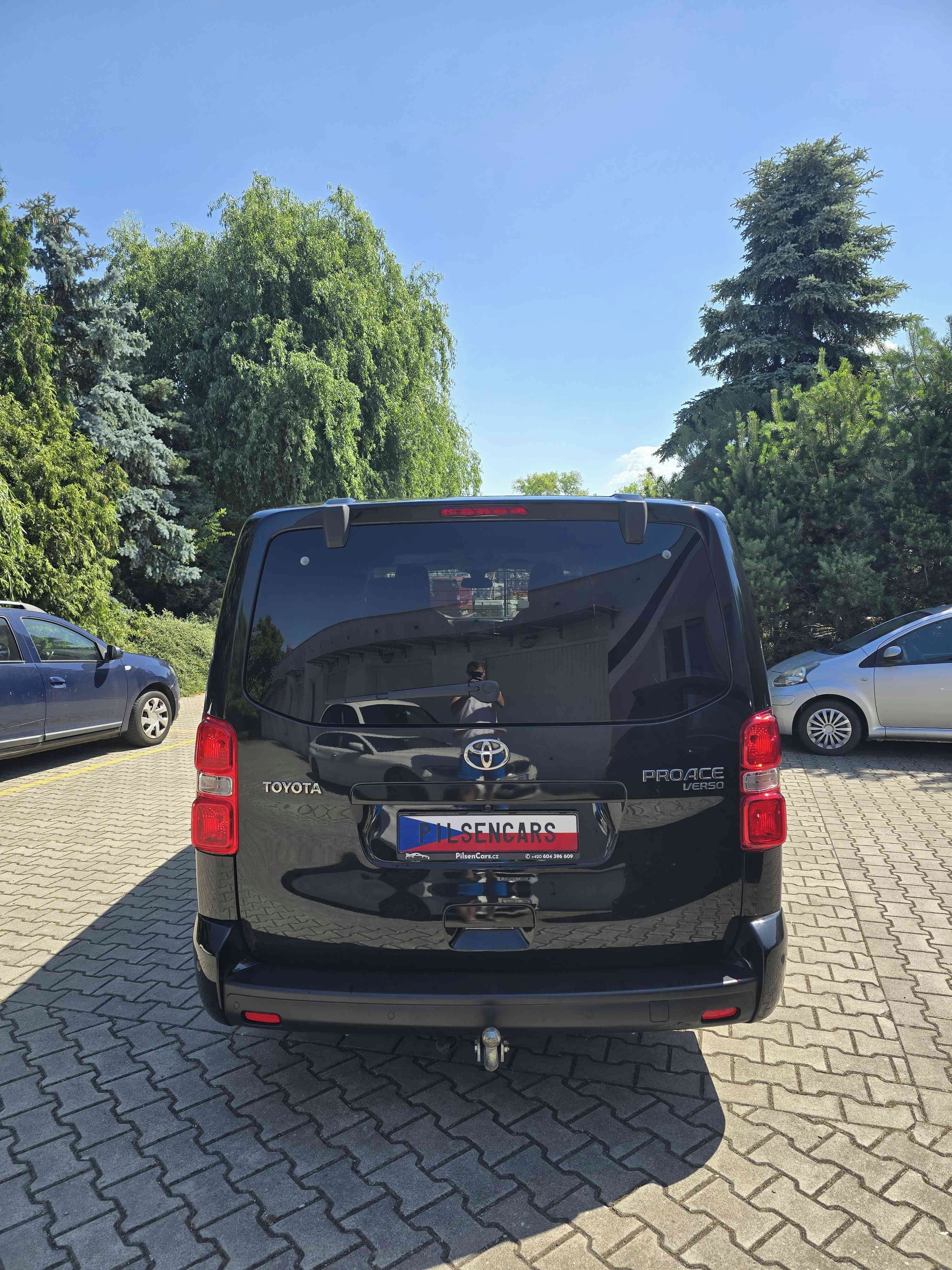 Toyota Proace Verso, L2 2.0 D-4D VIP Webasto 8AT 6s - fotka 4