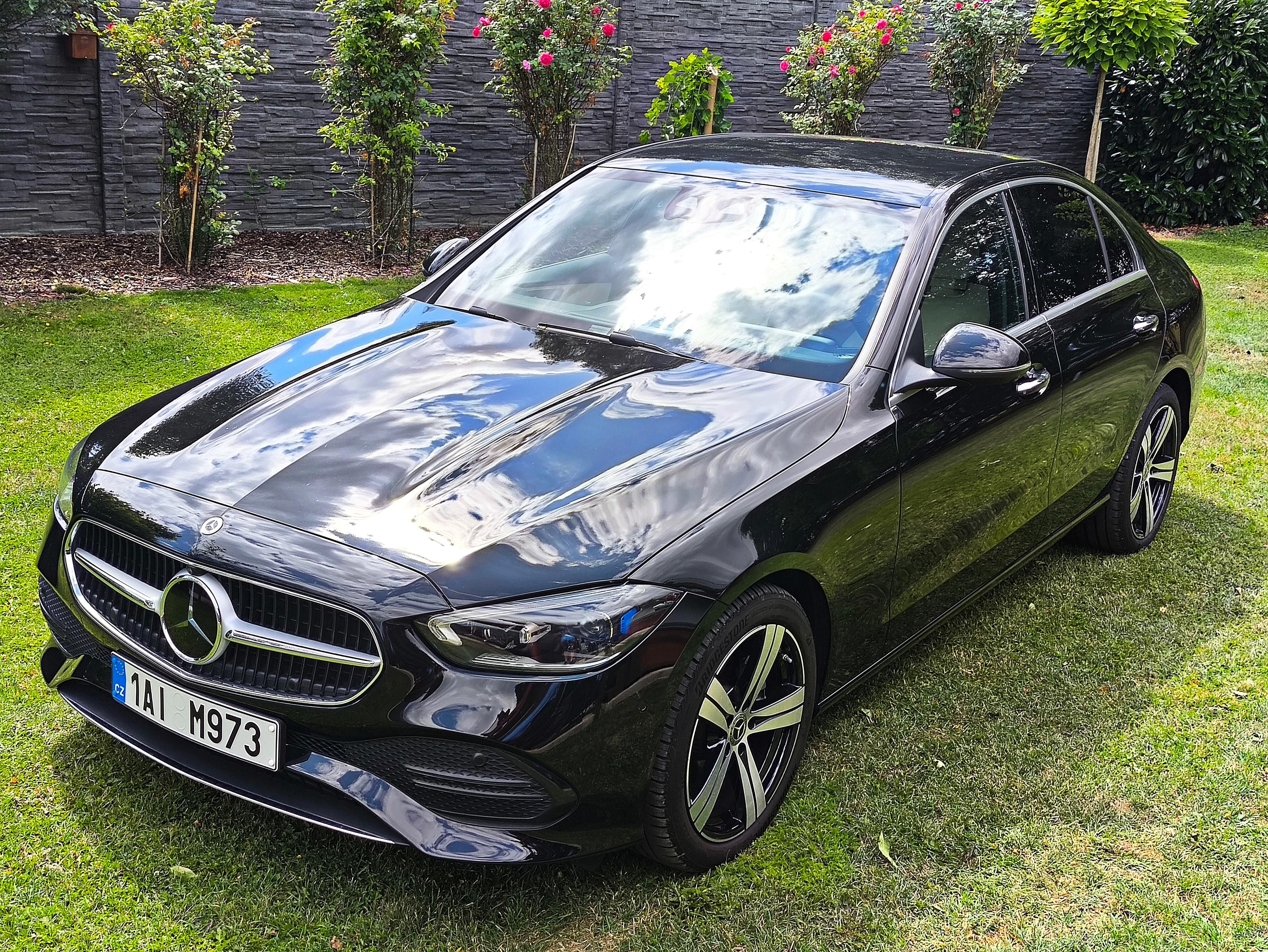 Mercedes-Benz Třídy C, 180 Avantgarde Premium DCC