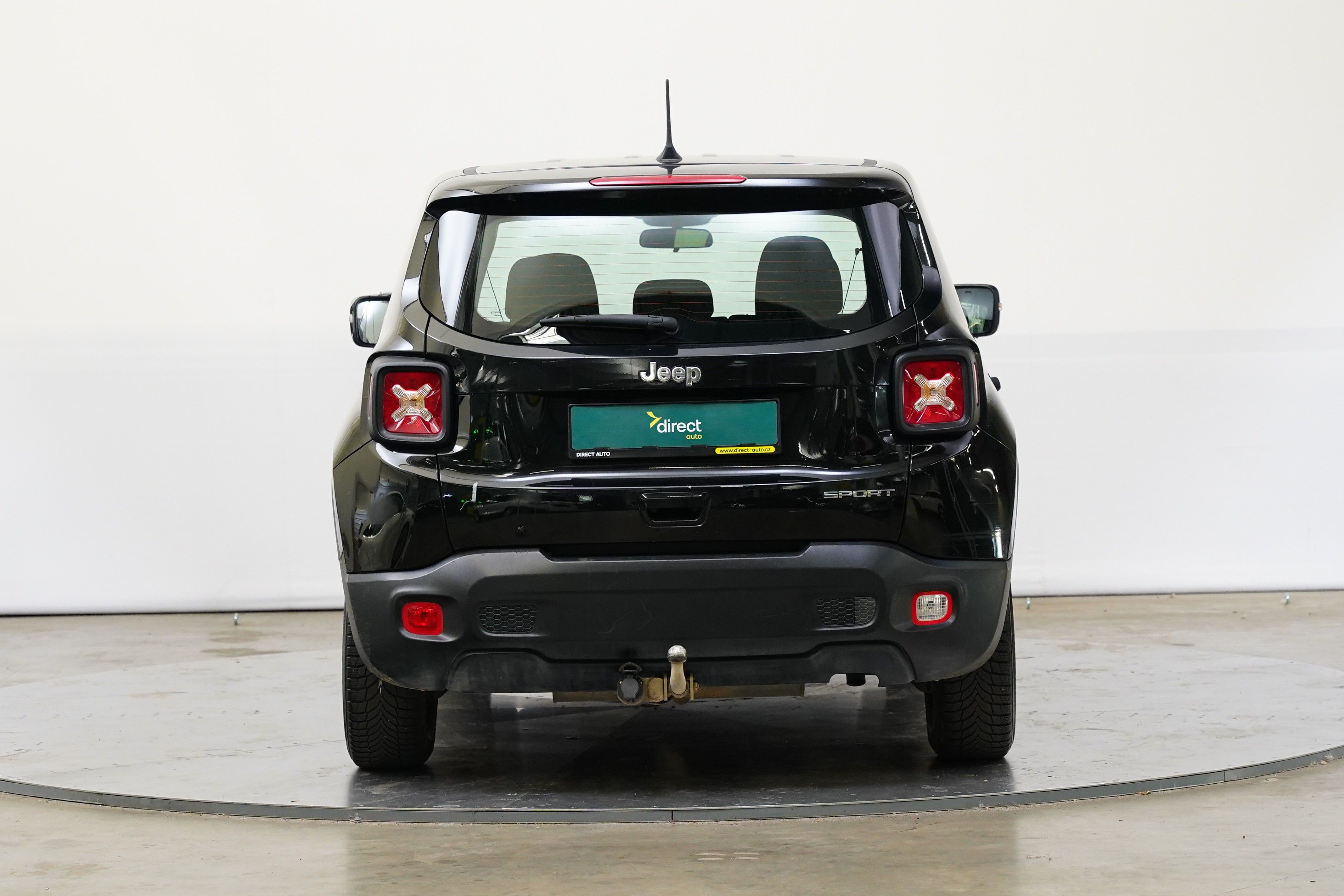 Jeep Renegade, 1.6 E-TorQ 81 kW Sport - fotka 6