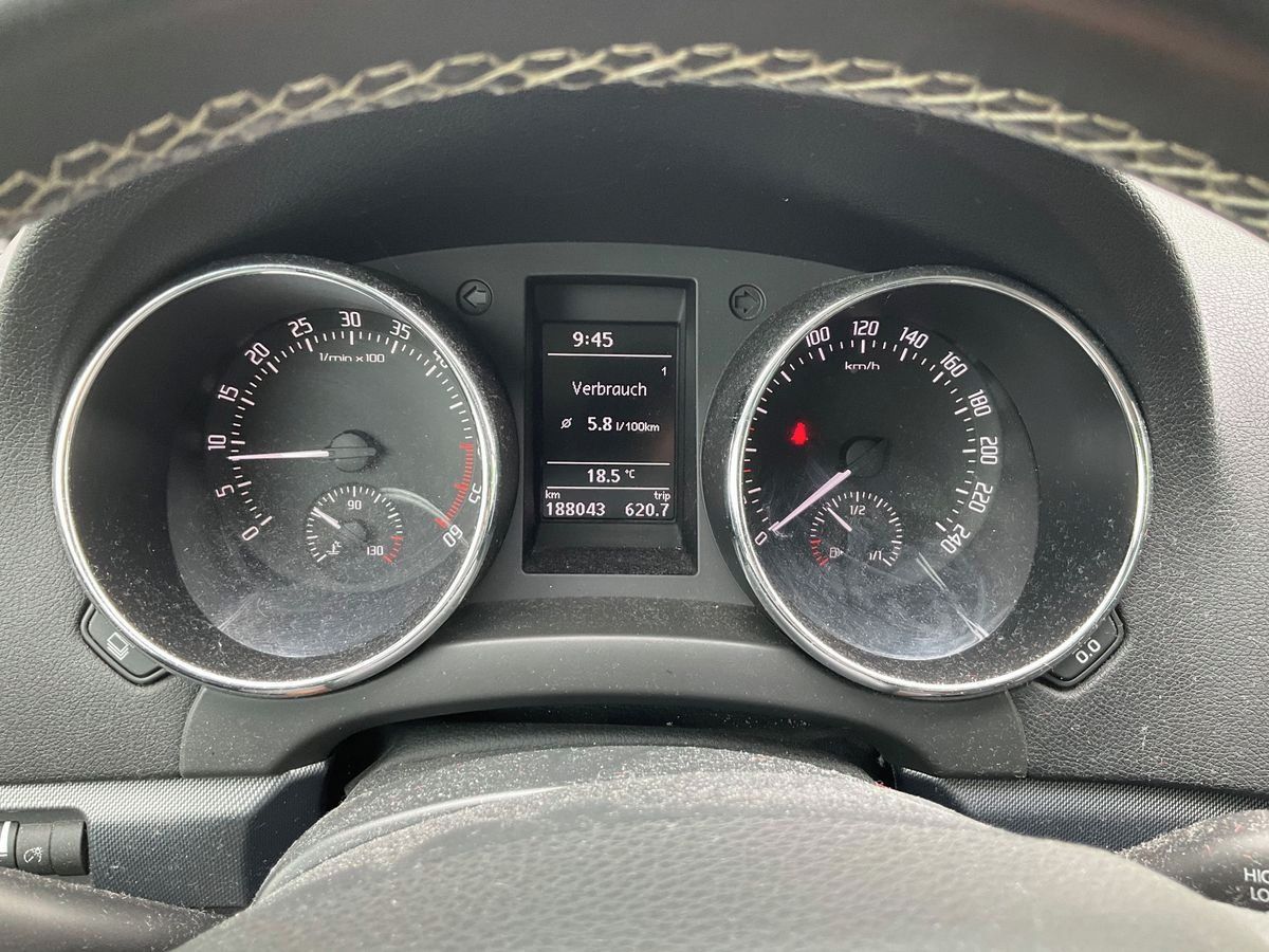 Škoda Yeti, 2.0Tdi 103KW ADVENTURE BUFÍK - fotka 5