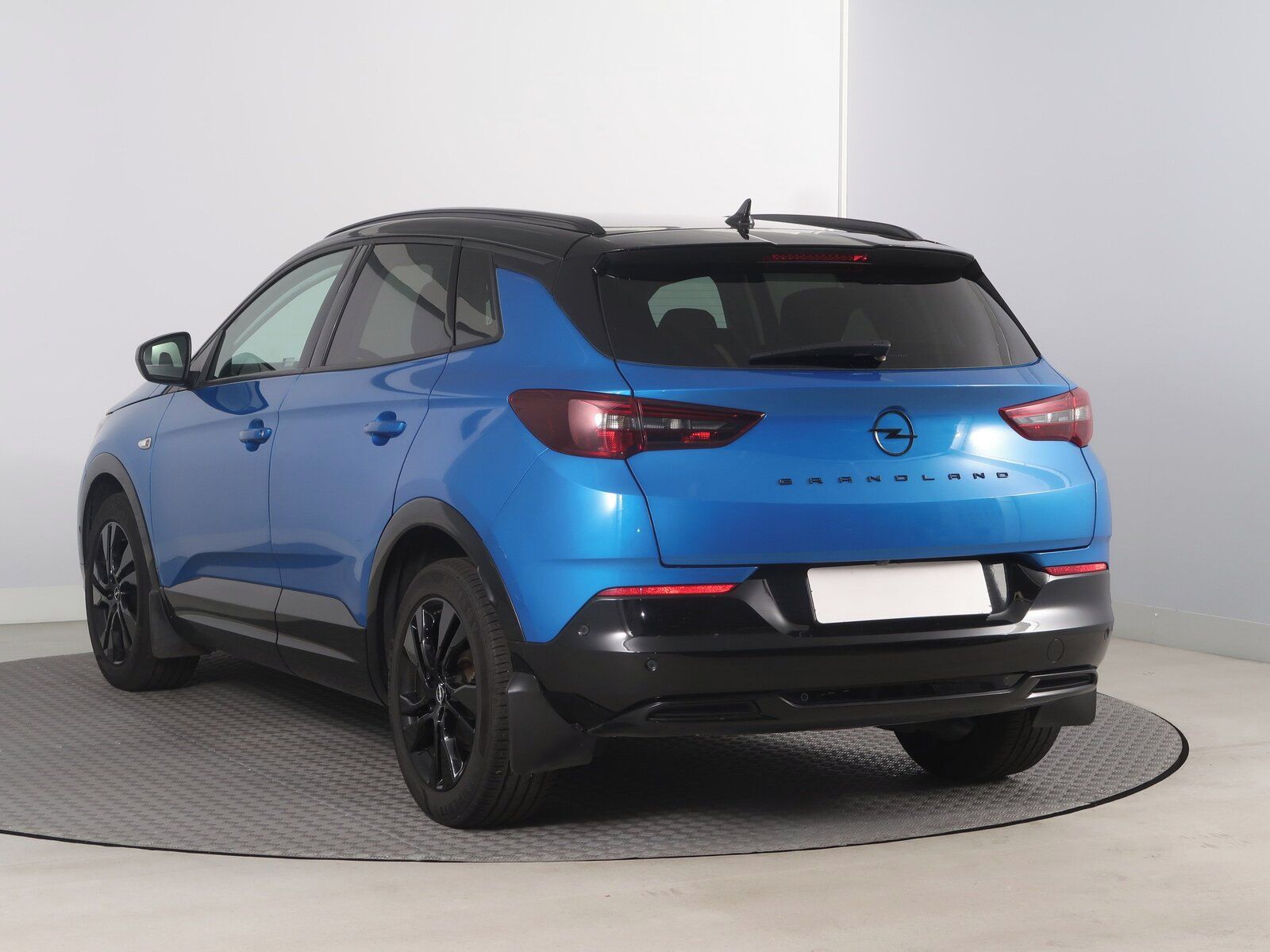 Opel Grandland, 1.2 Turbo, ČR,1.maj - fotka 4