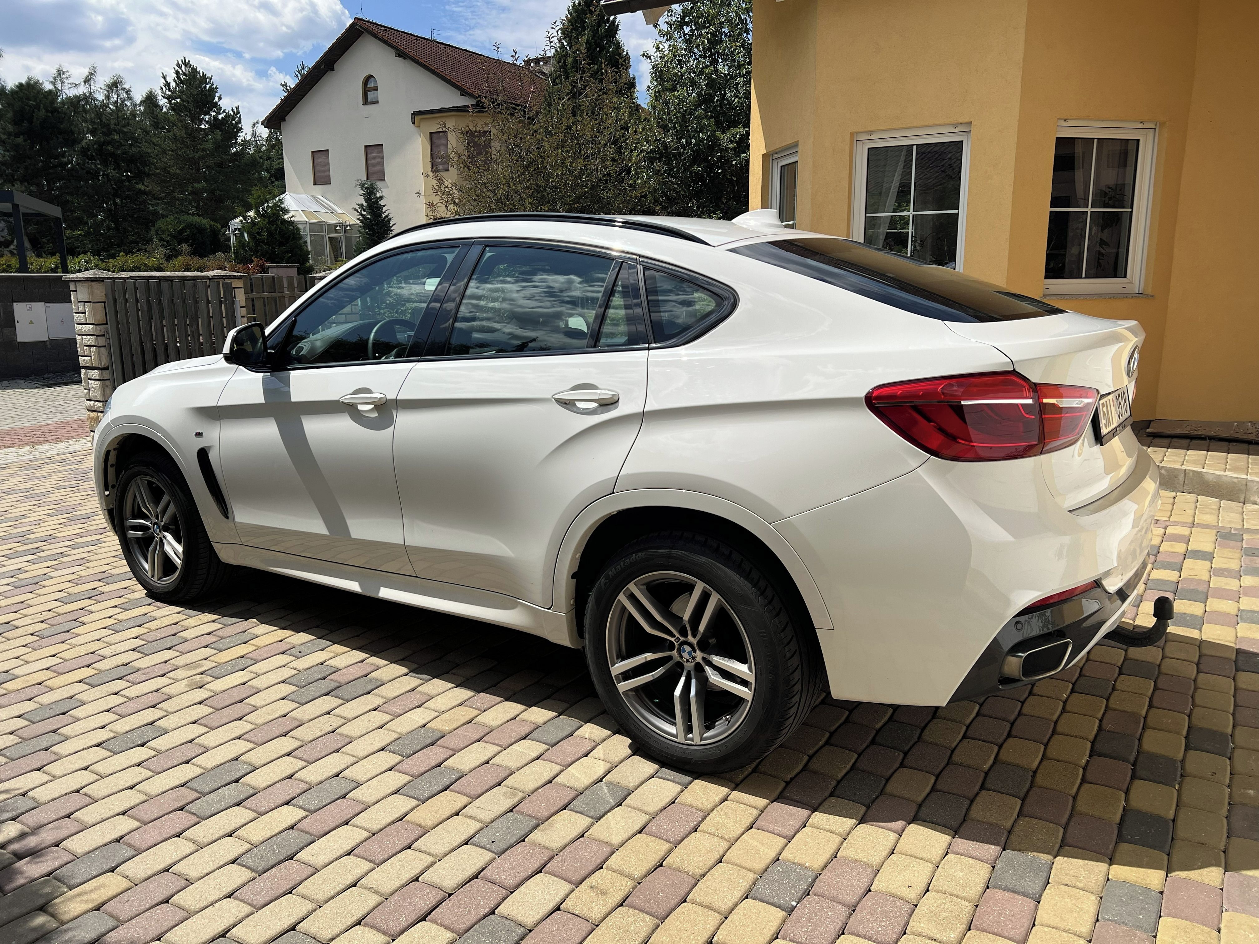 BMW X6, X6, 3.0 xDrive30d, ČR, M Paket - fotka 5