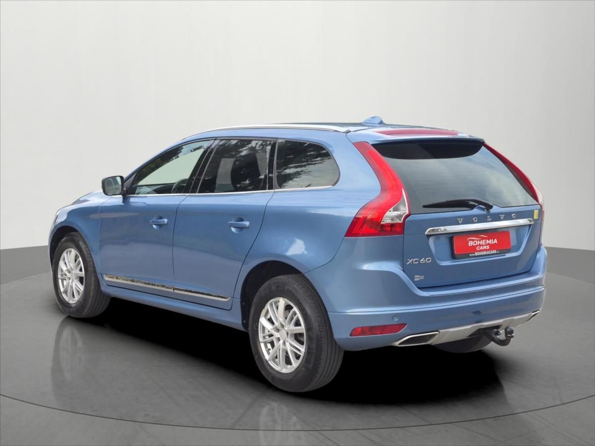 Volvo XC60, 2,4 D5 140Kw Summum AWD AT DPH - fotka 5