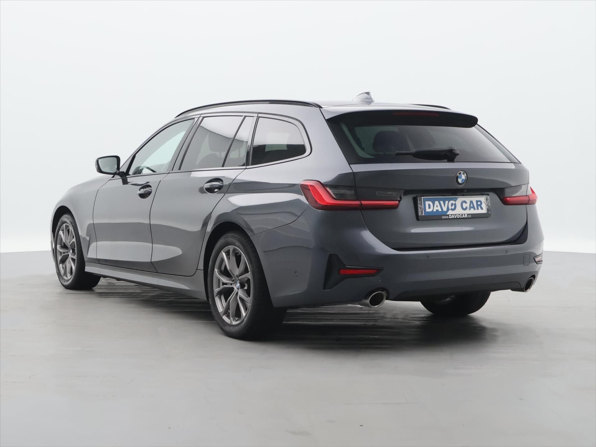 BMW Řada 3, 2,0 320d 140kW xDrive 1.Maj. - fotka 5