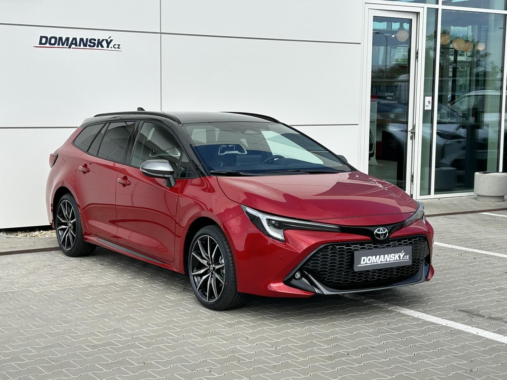 Toyota Corolla, TS 1.8 HEV GR SPORT - fotka 2