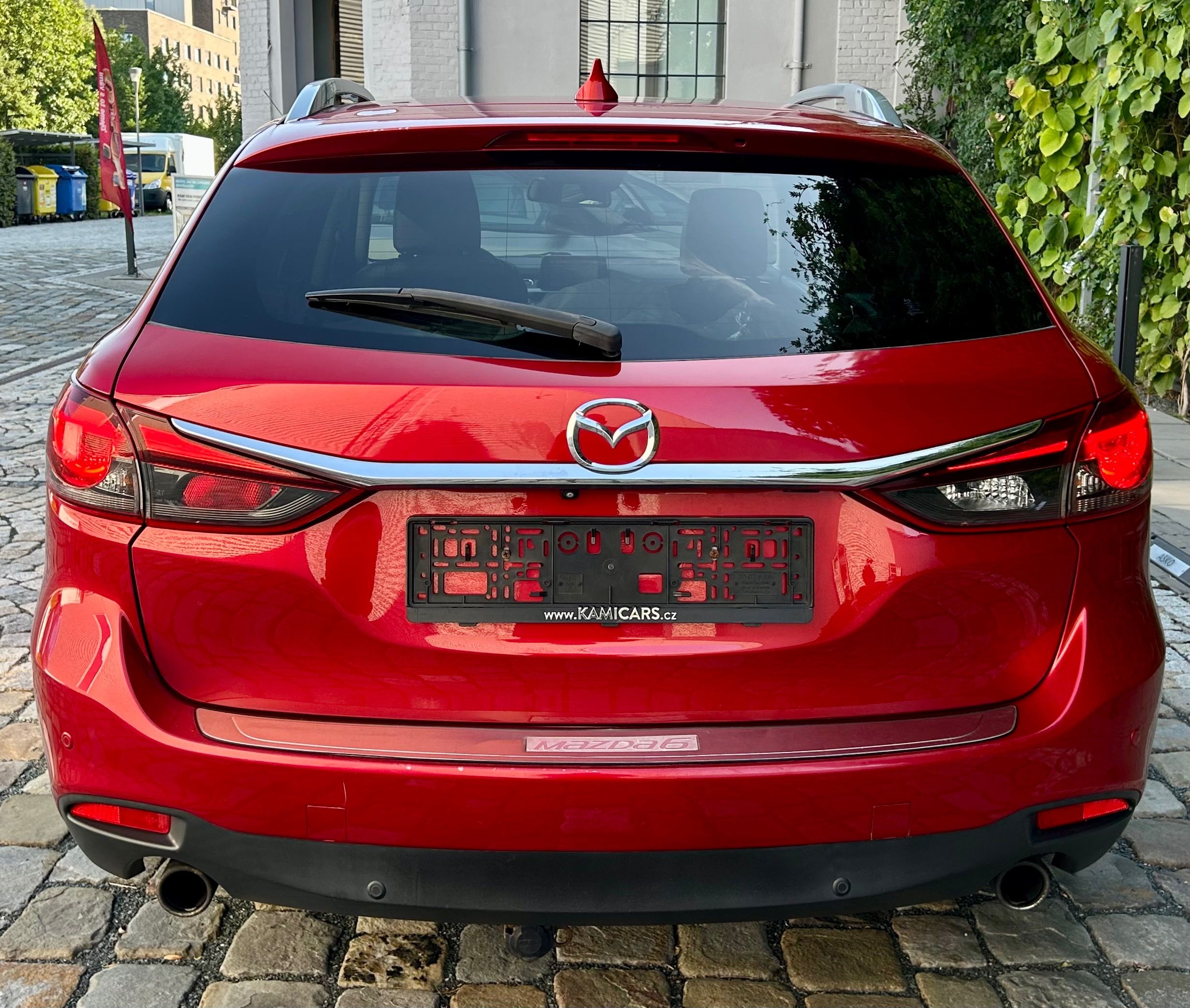 Mazda 6, 2.5 141KW KUŽE-BOSE-LED-TAŽNÉ - fotka 4