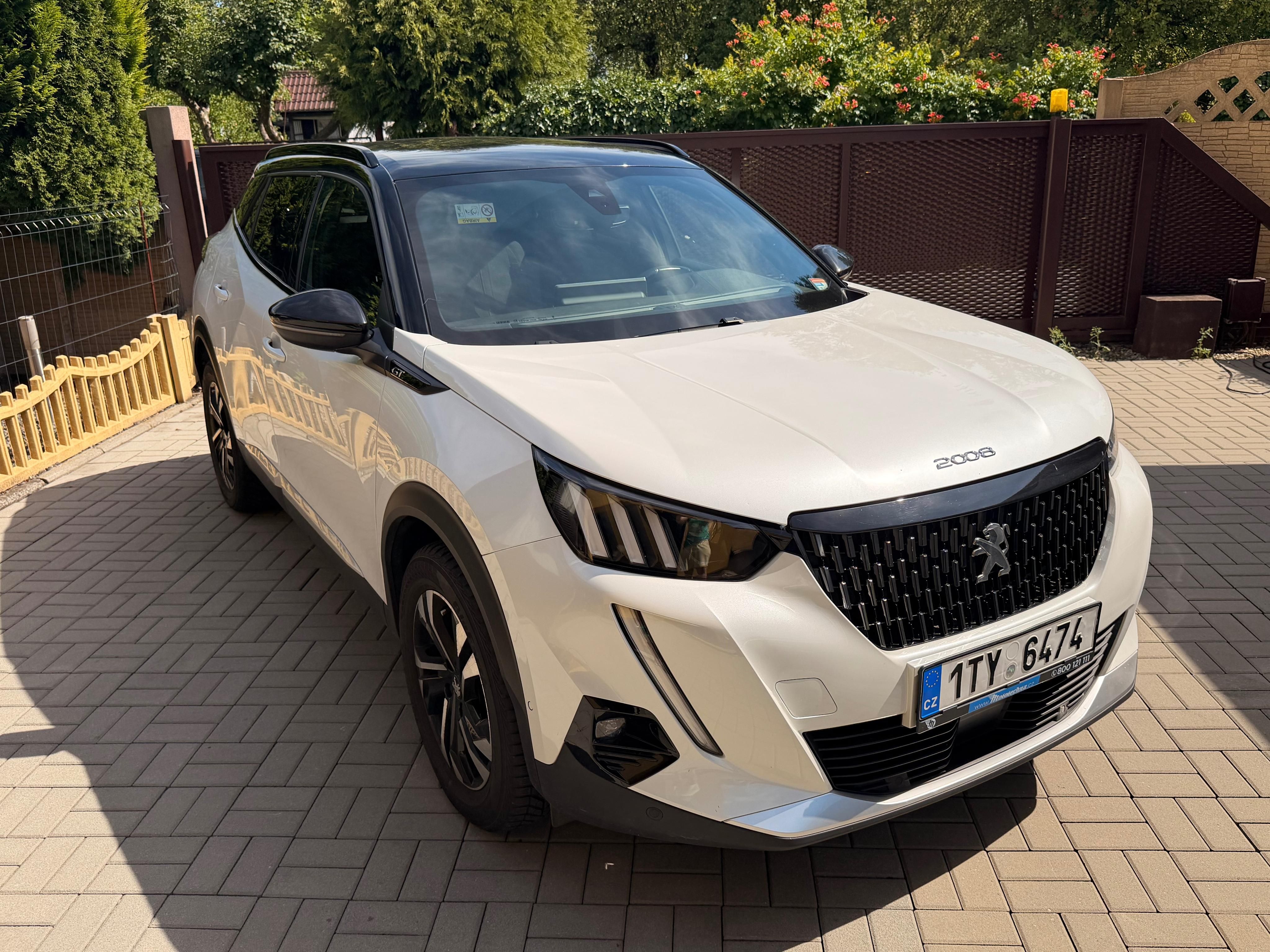 Peugeot 2008 - fotka 2