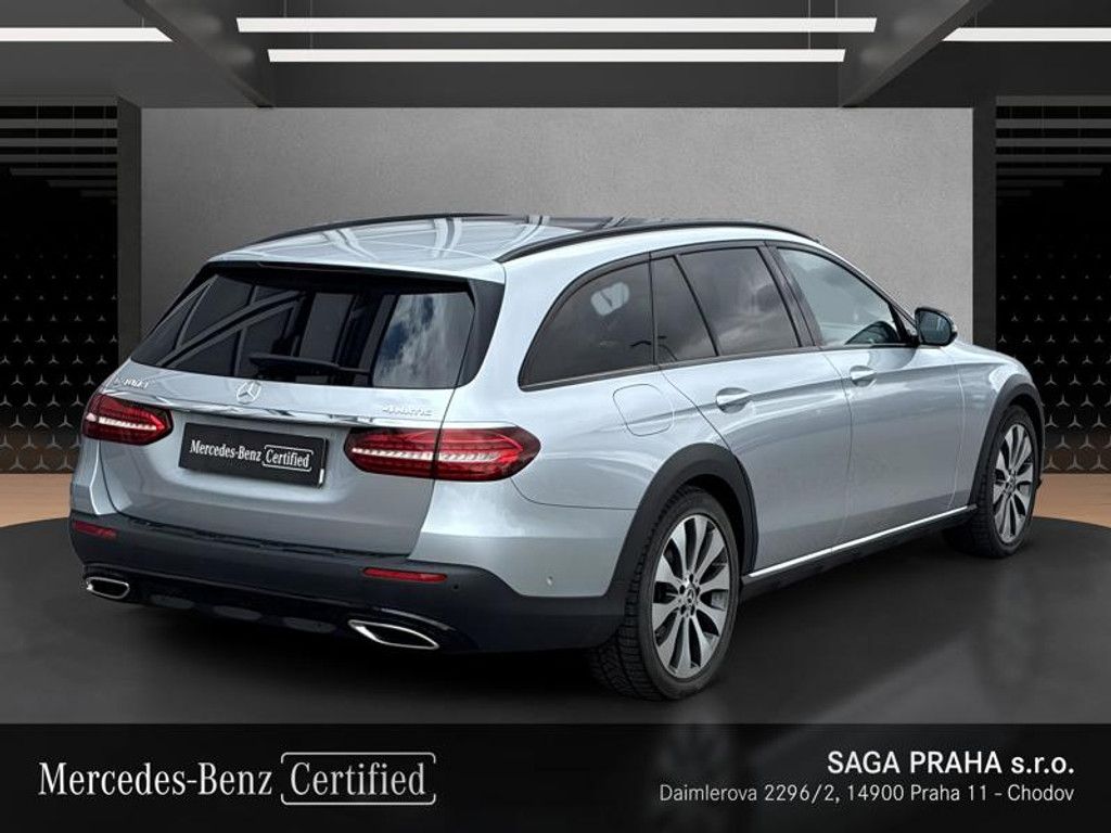 Mercedes-Benz Třídy E, E-Třída 400 d 4MATIC All-Terra - fotka 4