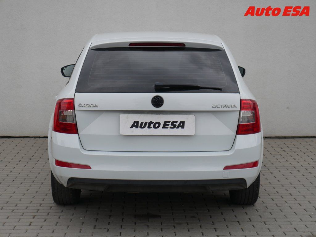 Škoda Octavia, 1.6 TDi,2.maj,ČR,AC - fotka 5