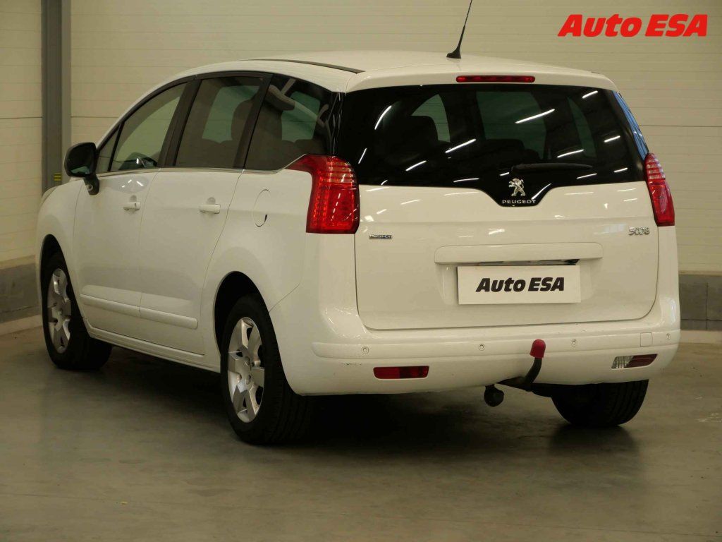 Peugeot 5008, 1.6hdi,ČR - fotka 6