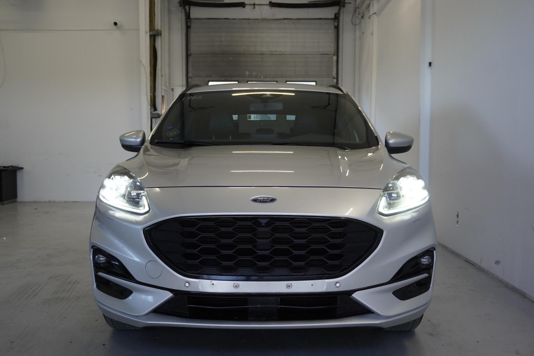 Ford Kuga, 2.0 TDCi ST-LINE 4x4 AUTOMAT 8 - fotka 2