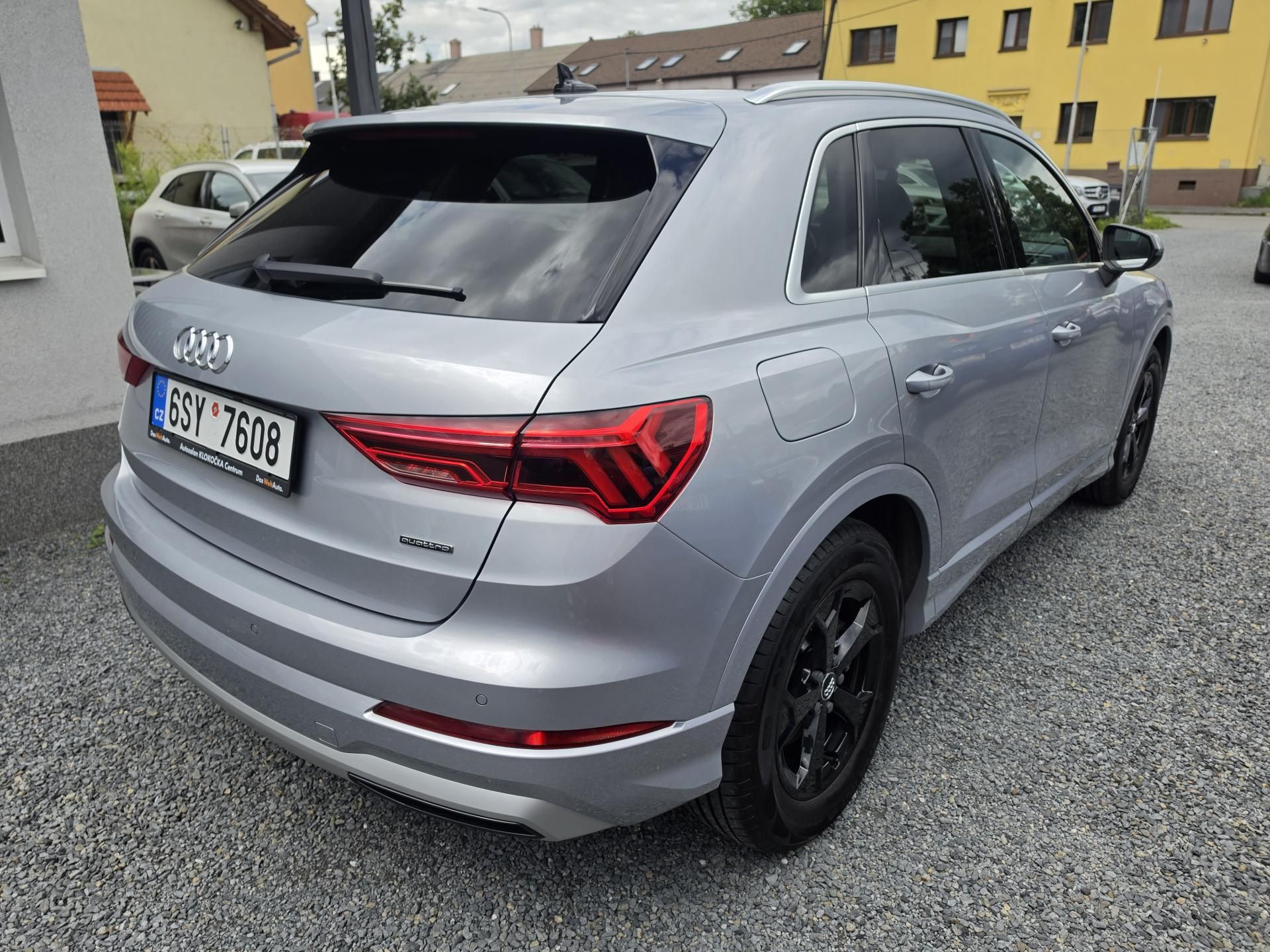Audi Q3, 2.0 40TFSI 4x4 Led S-Tronic - fotka 4