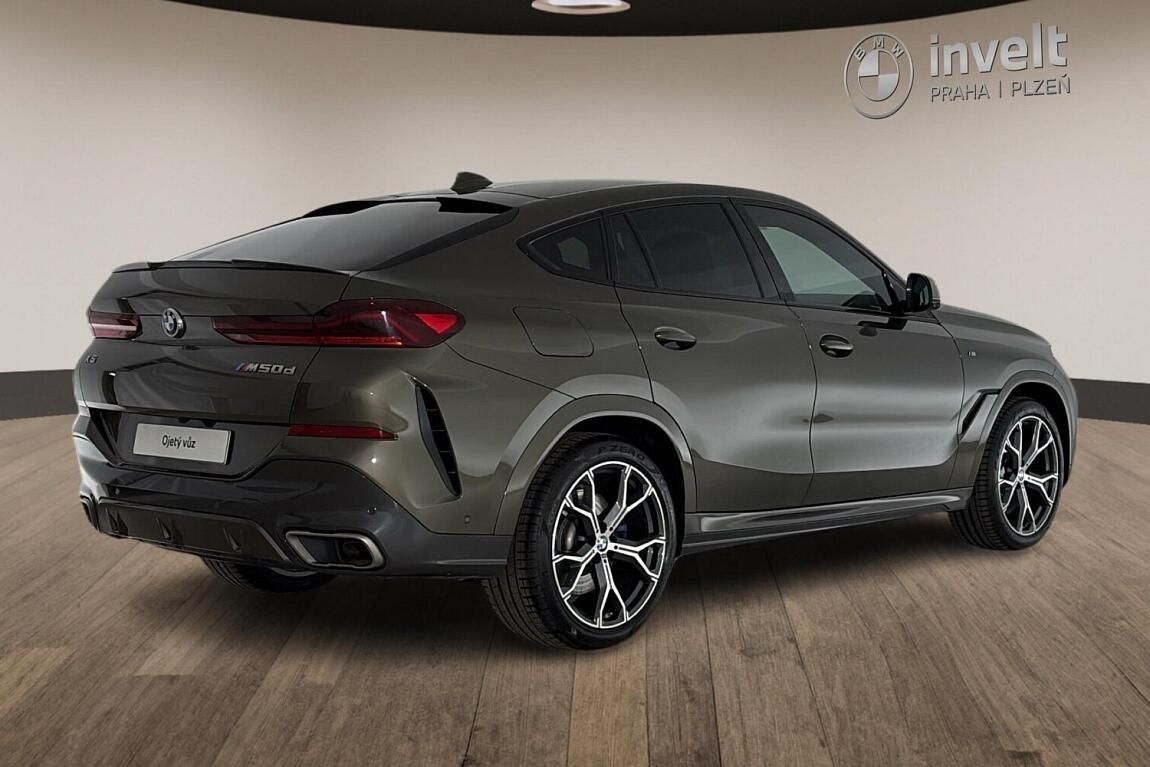 BMW X6, M50d - fotka 3