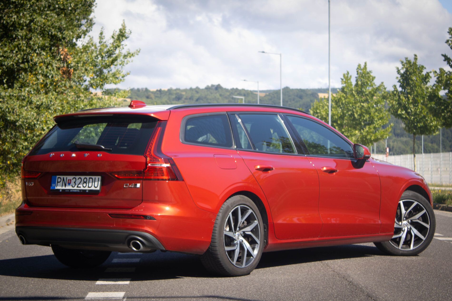 Volvo V60 - fotka 3