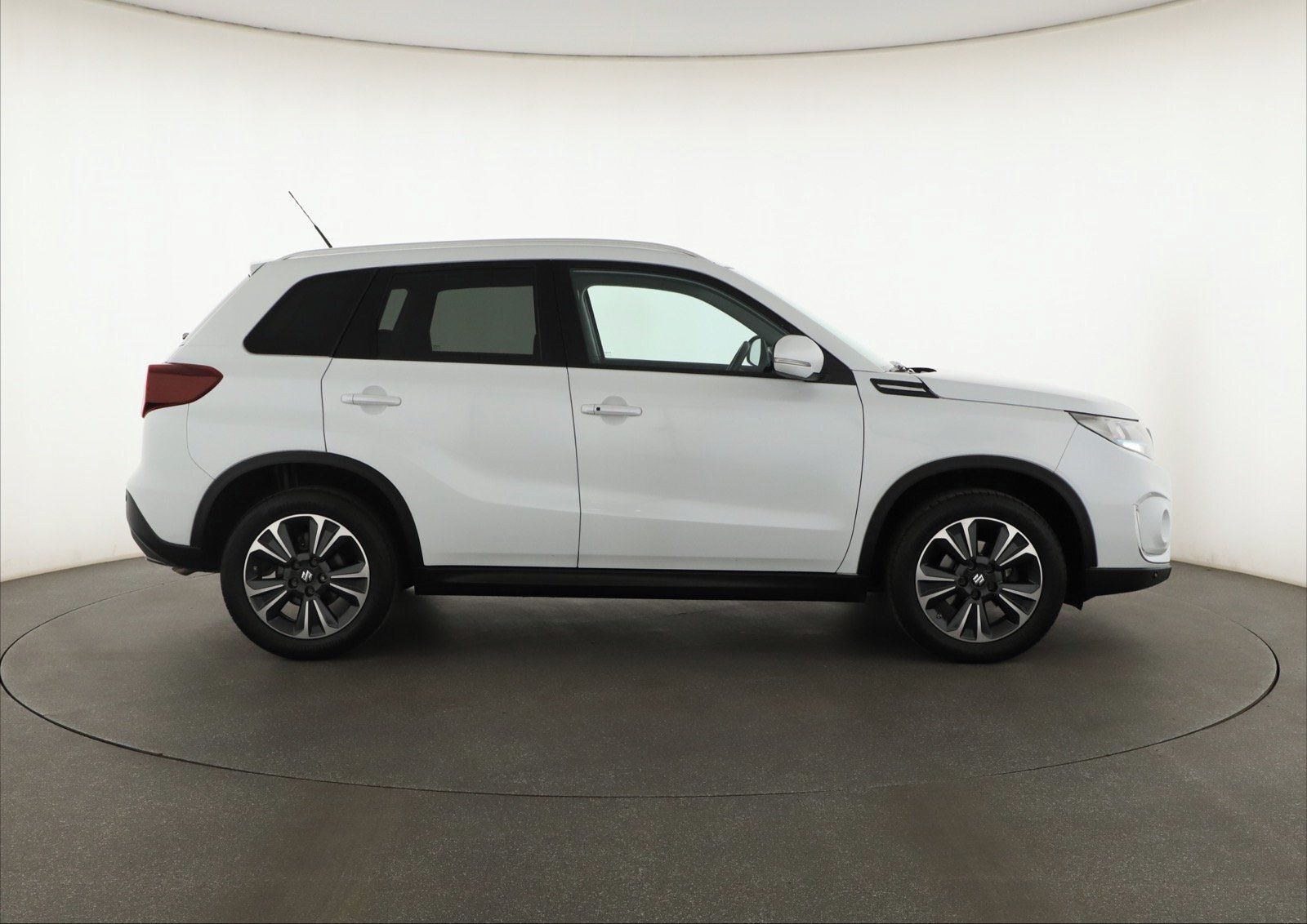 Suzuki Vitara, 1.4 BoosterJet, Elegance, 4X4 - fotka 6