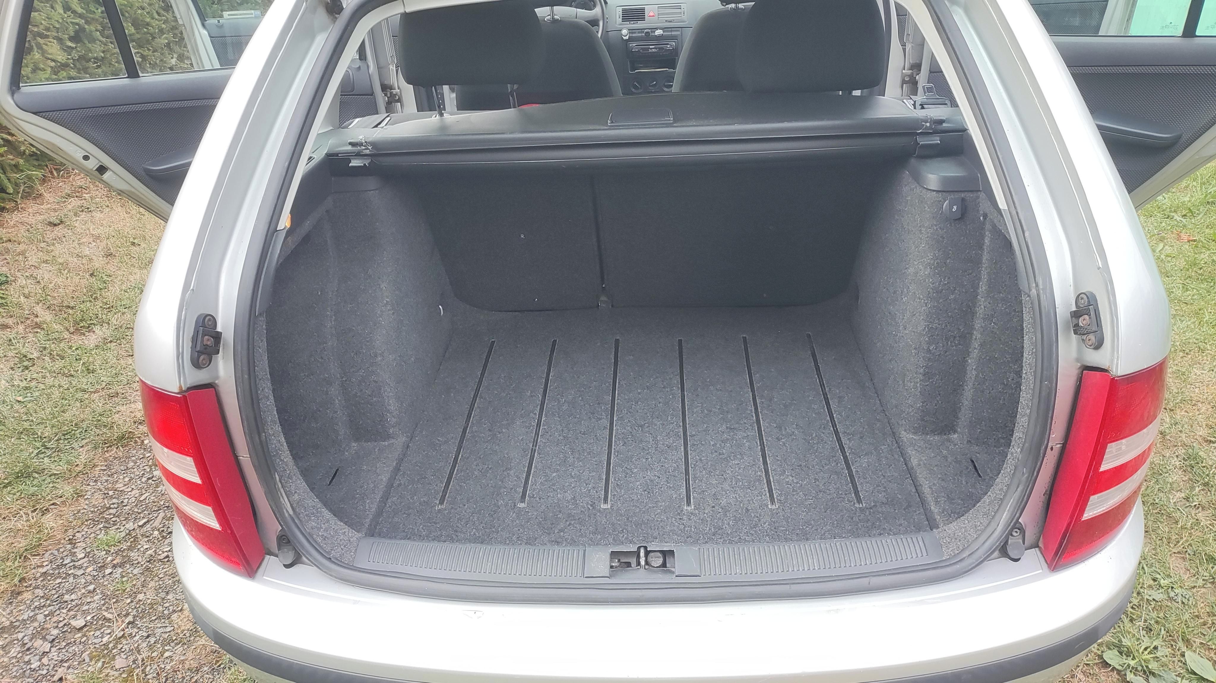 Škoda Fabia, Škoda Fabia Combi 1.4 16V 55kW - fotka 4