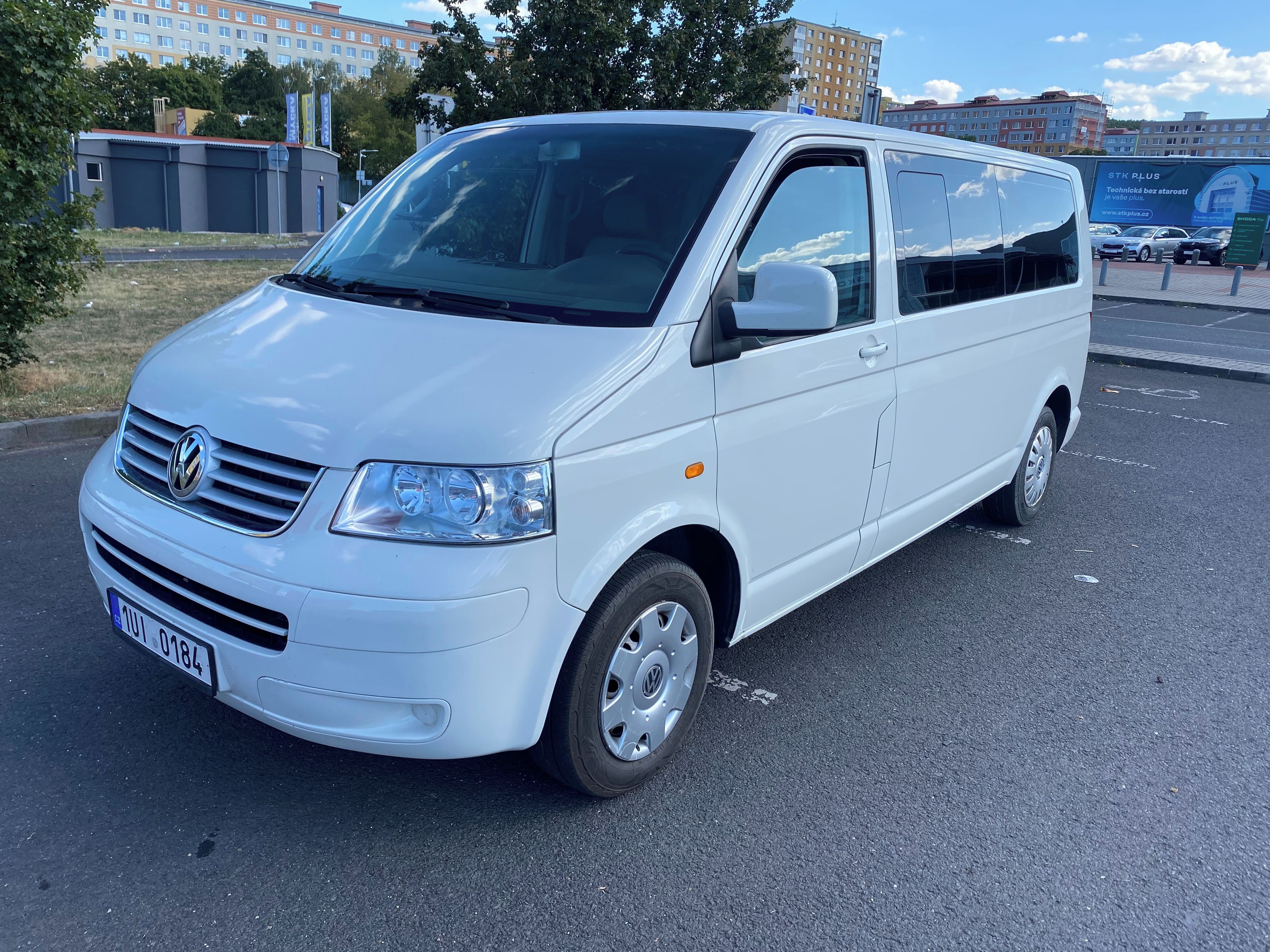 Volkswagen Caravelle, 2,5tdi,96kw,automat,long,9míst