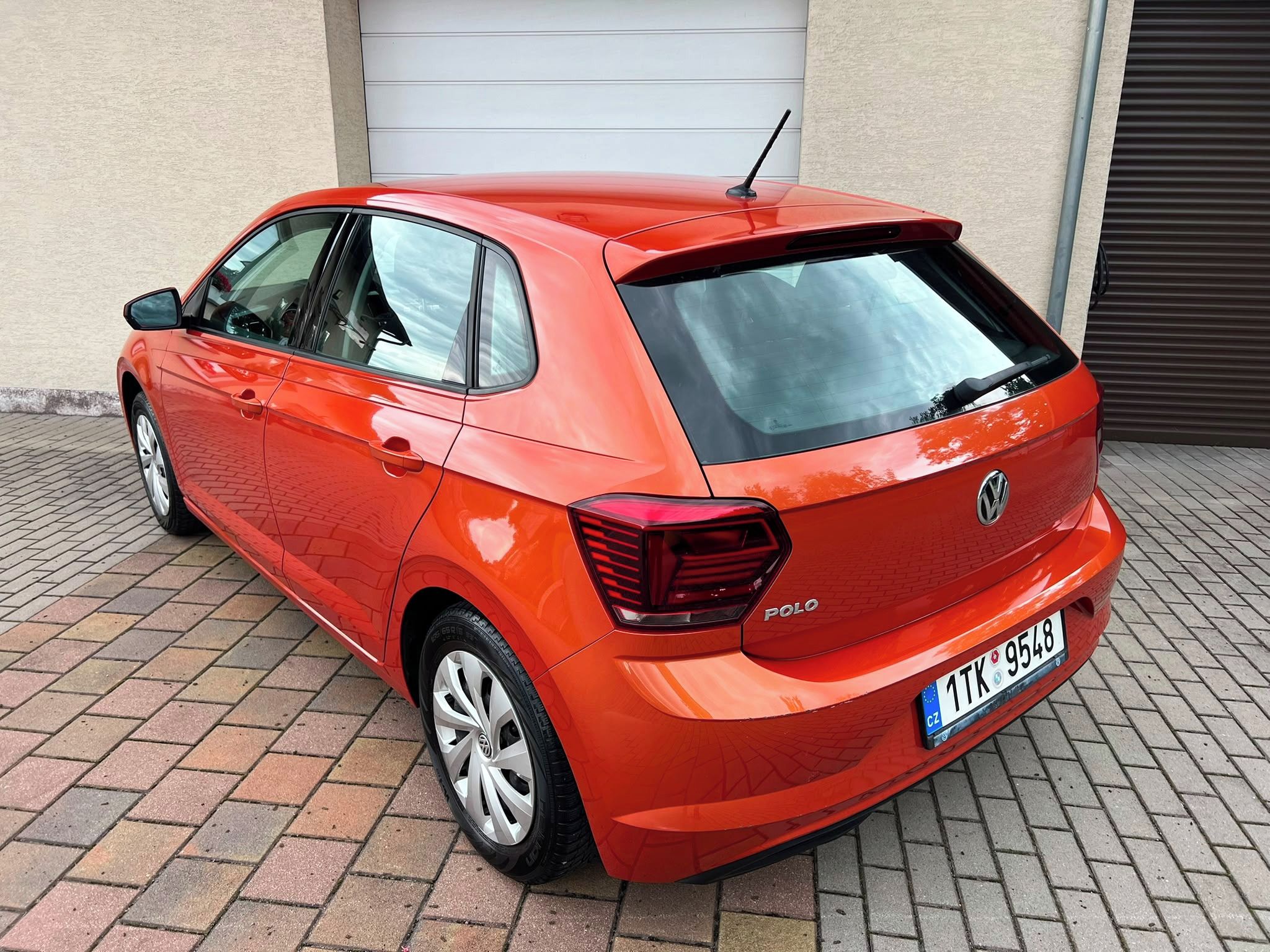 Volkswagen Polo, 1.0 TSI, 1. maj., původ ČR - fotka 4