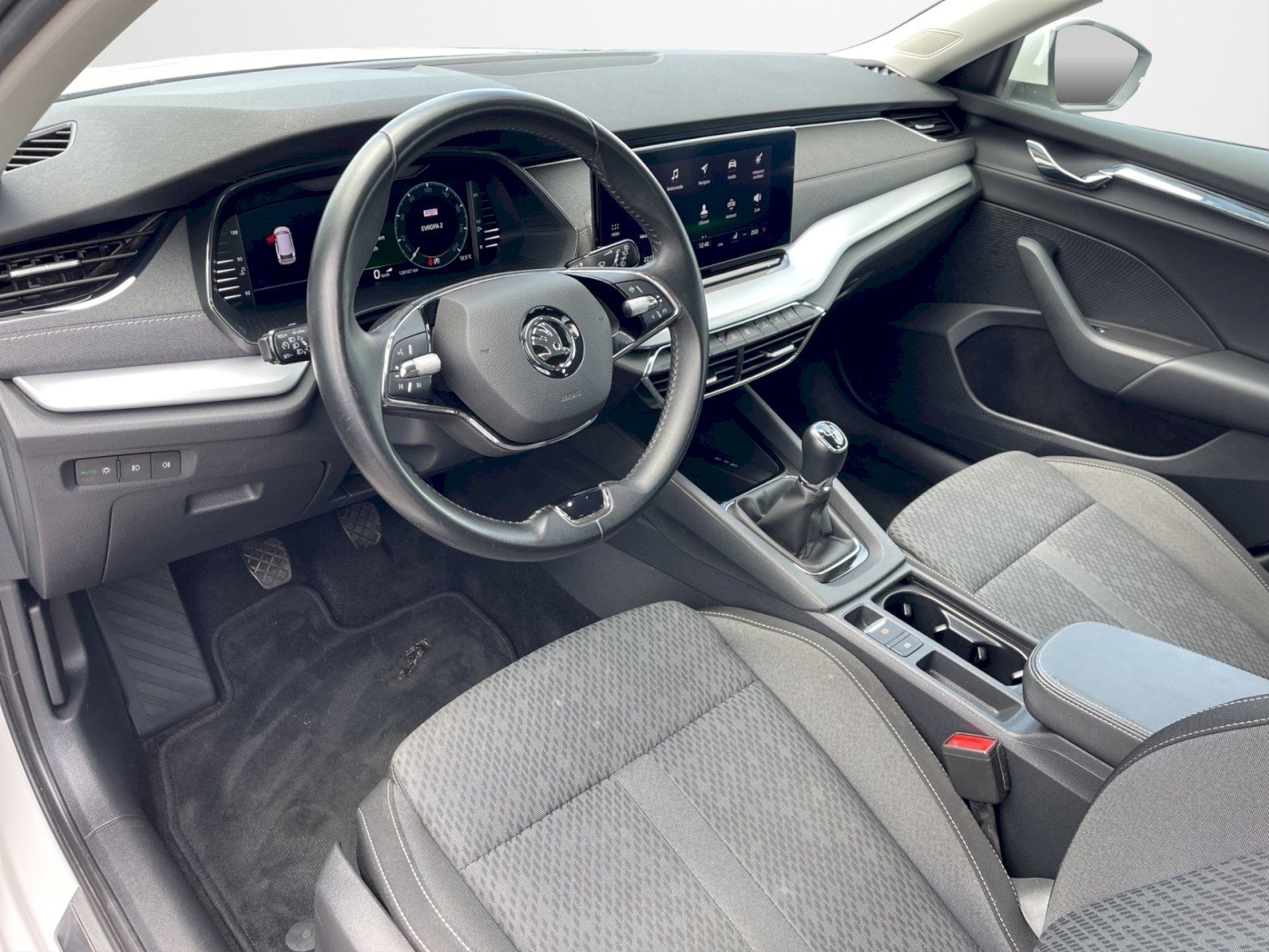 Škoda Octavia, 1.5 TSI 110kW Style Plus combi - fotka 5